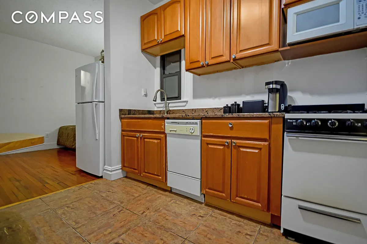 #4 photo, New York City, Upper East Side , NY 10128