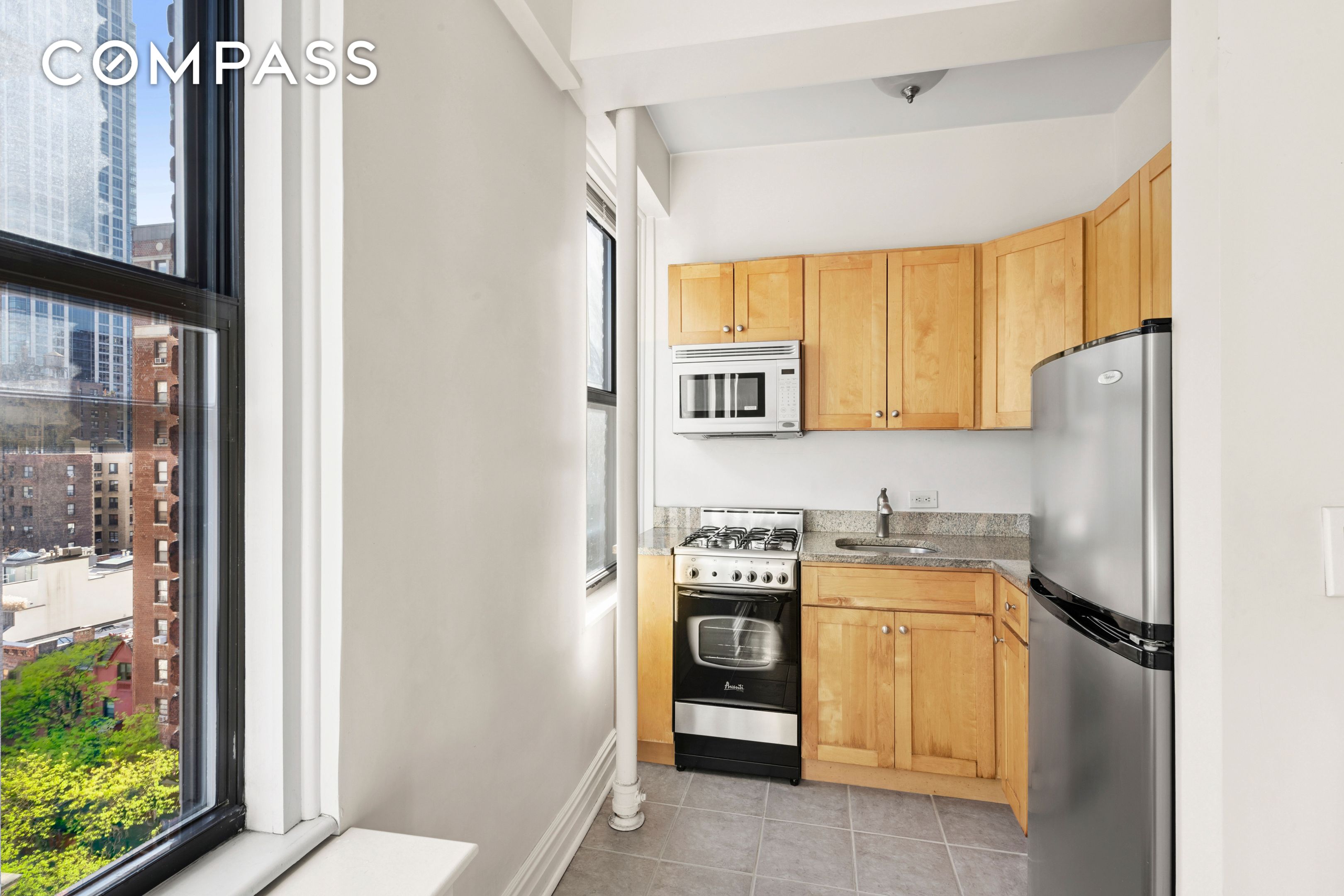 #5 photo, 243 W End Avenue, Upper West Side , NY 10023