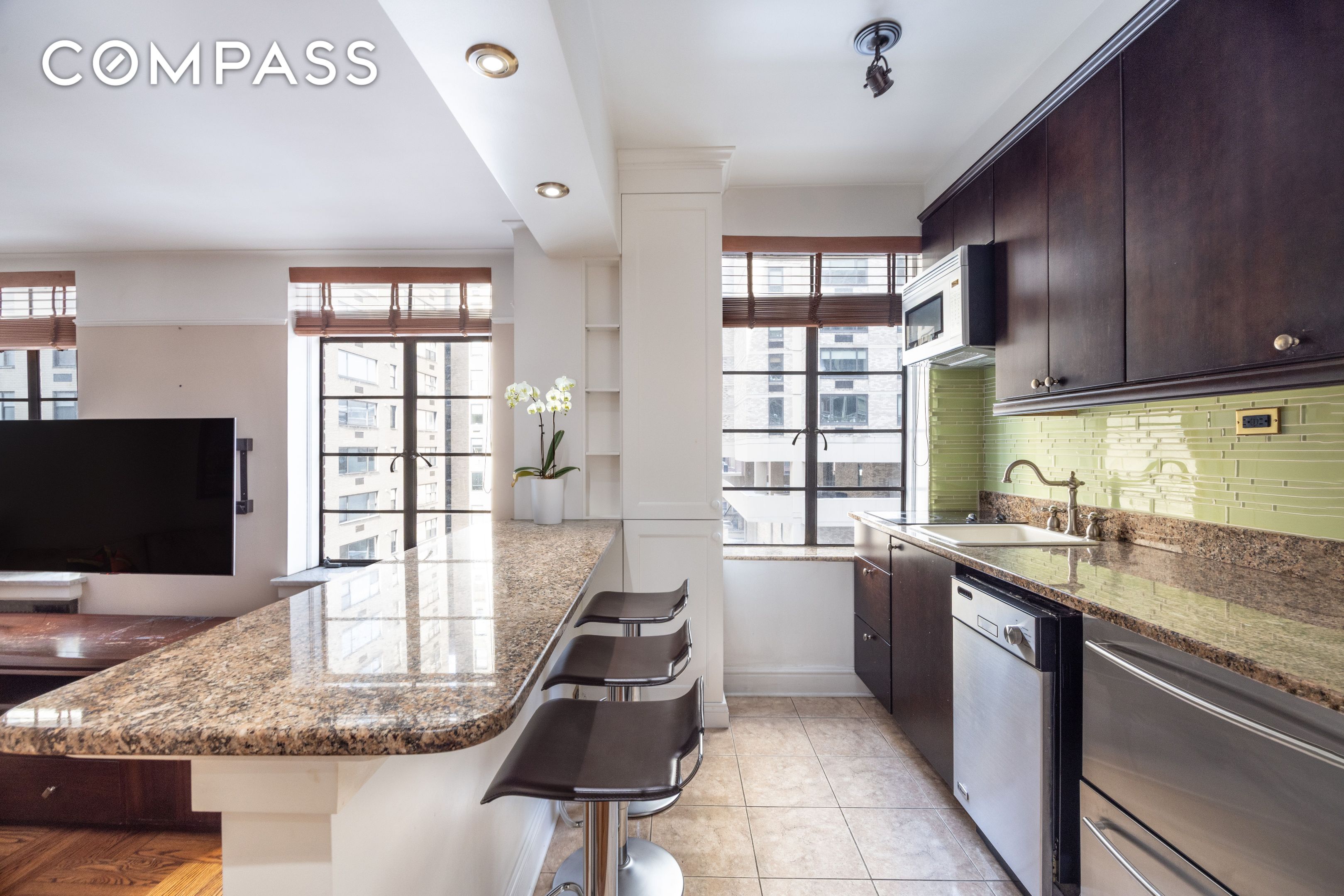 #5 photo, 110 E 87th Street, Upper East Side , NY 10128