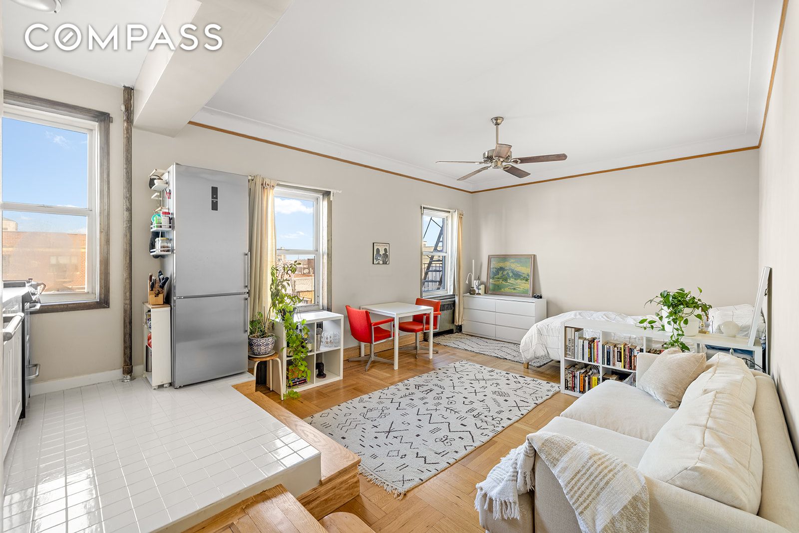 #1 photo, 55 Eastern Parkway, Prospect Heights , NY 11238
