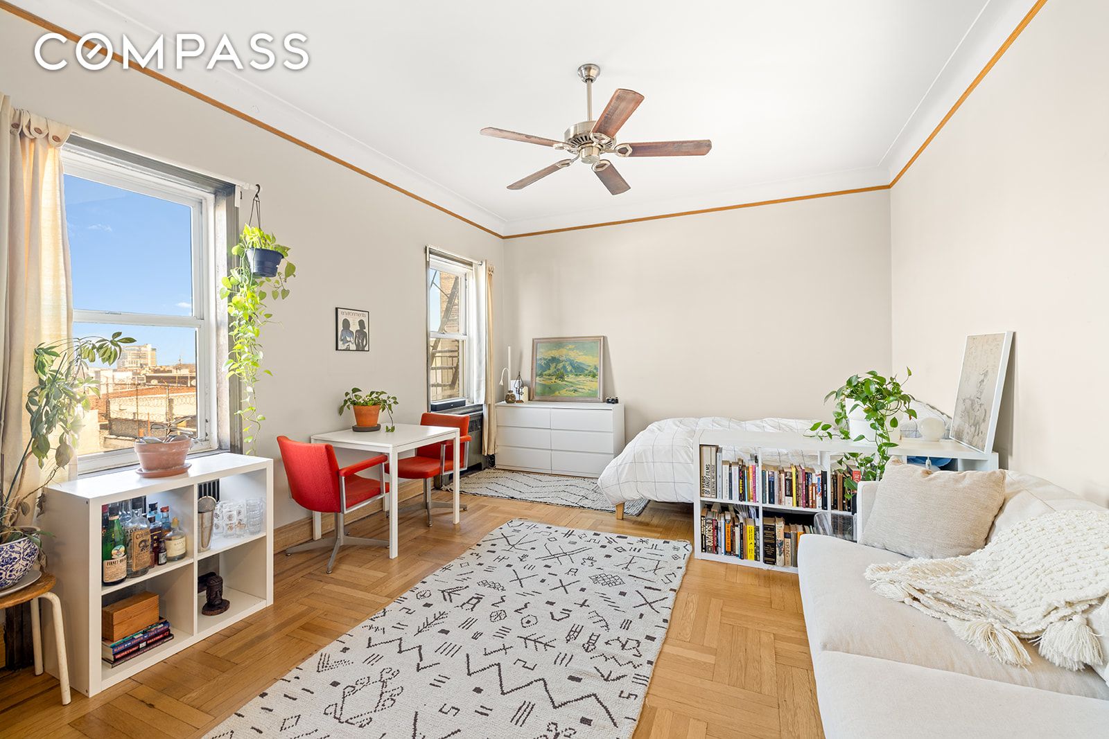 #4 photo, 55 Eastern Parkway, Prospect Heights , NY 11238