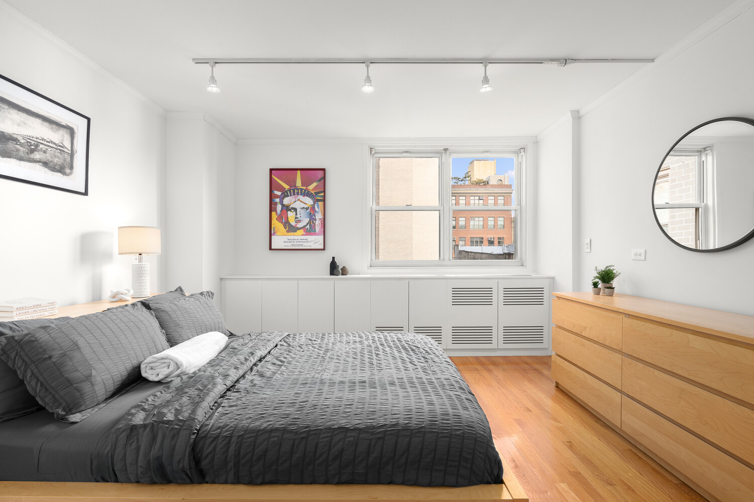 #5 photo, 77 7TH Avenue, Chelsea , NY 10011