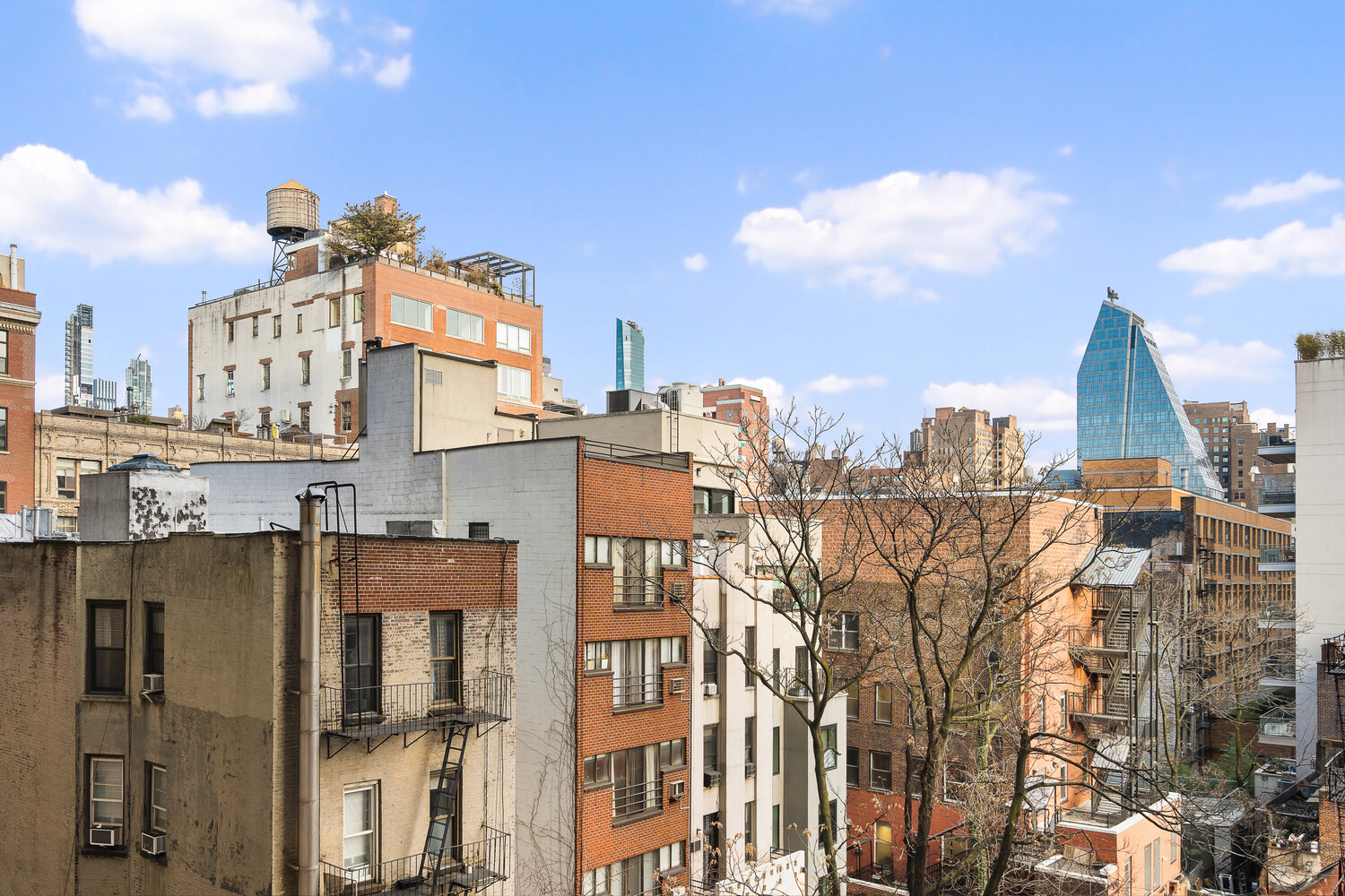 #7 photo, 77 7TH Avenue, Chelsea , NY 10011