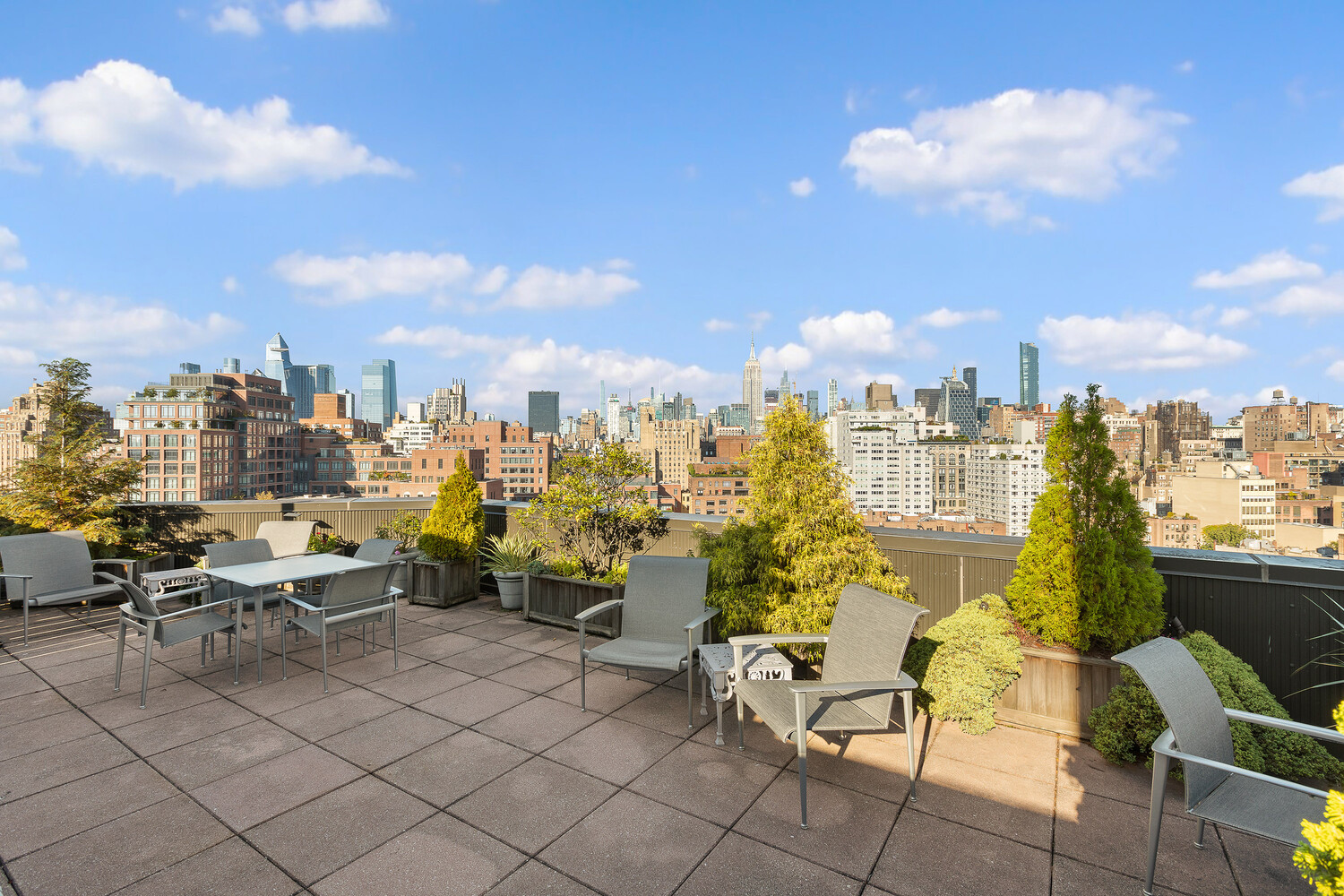 #8 photo, 77 7TH Avenue, Chelsea , NY 10011