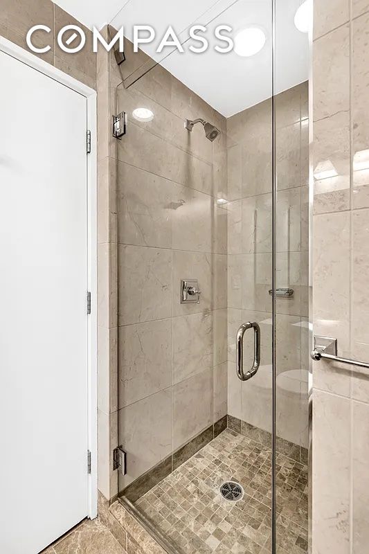 #8 photo, 45 Park Avenue, מנהטן Murray Hill , NY 10016