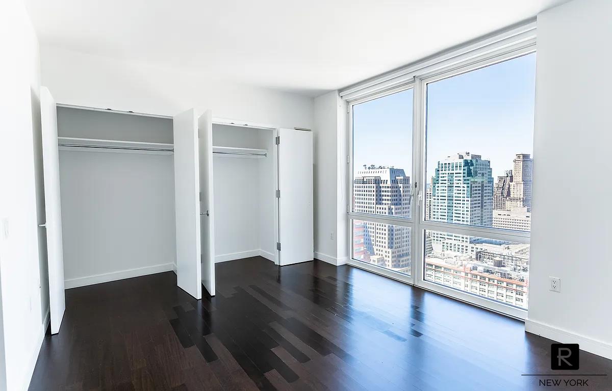 #5 photo, Brooklyn, Downtown Brooklyn , NY 11201