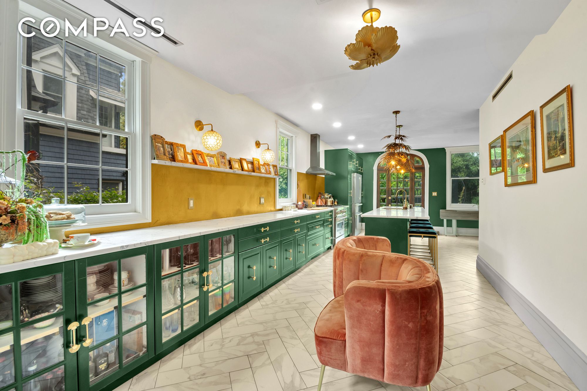 #6 photo, 117 Tysen Street, New York City , NY 10301