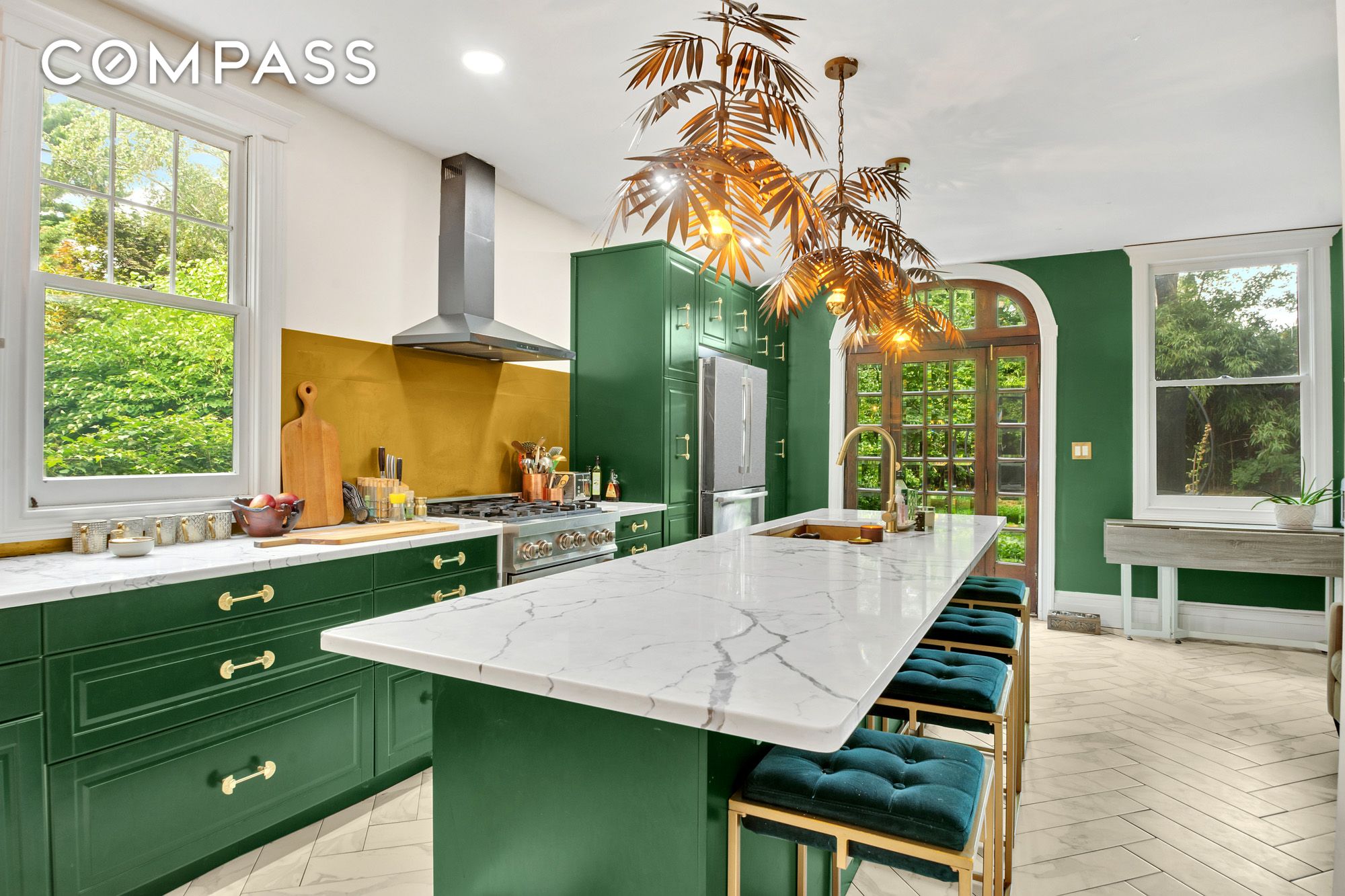 #7 photo, 117 Tysen Street, New York City , NY 10301