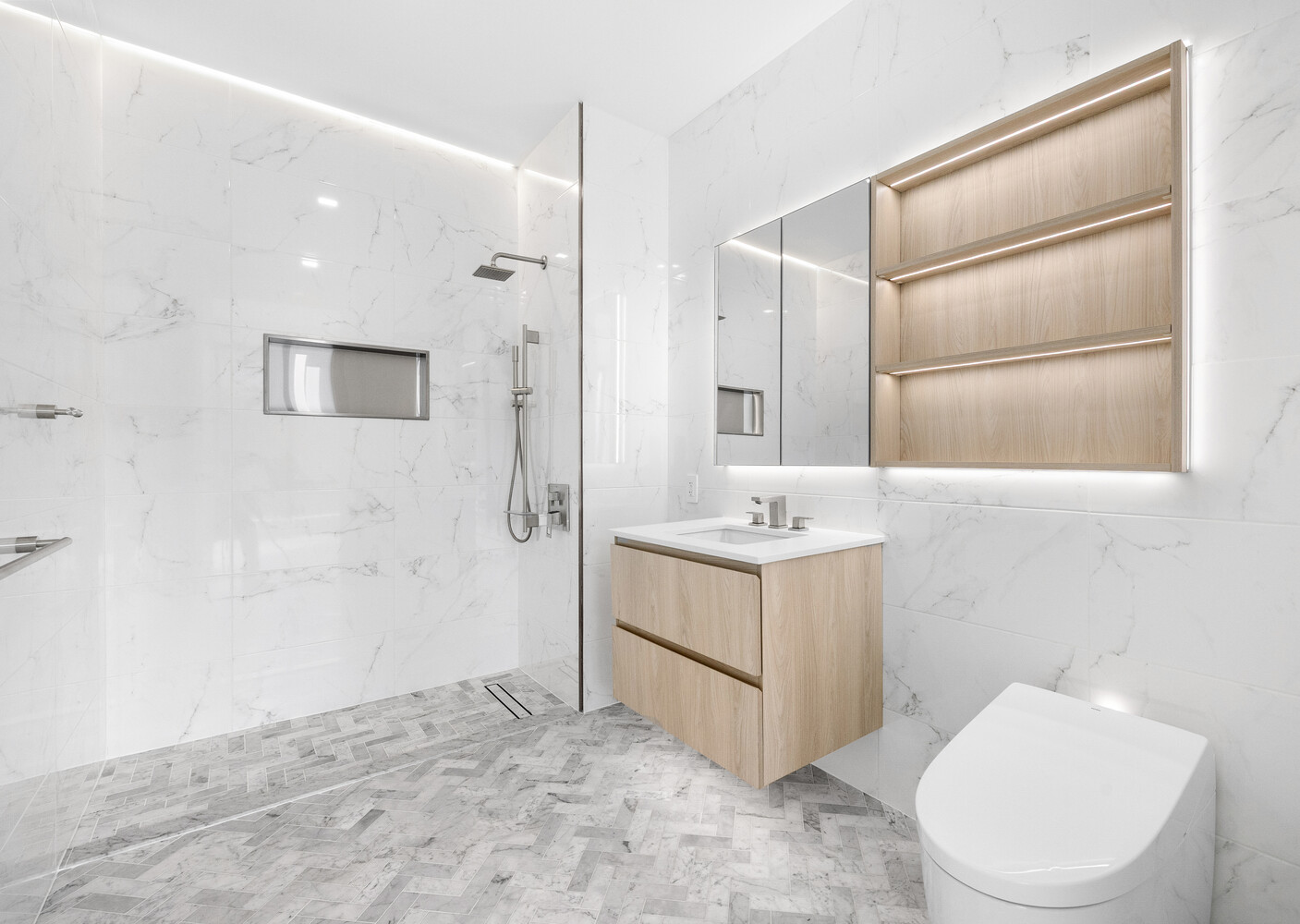 #19 photo, 11-36 45TH Road, Long Island City , NY 11101