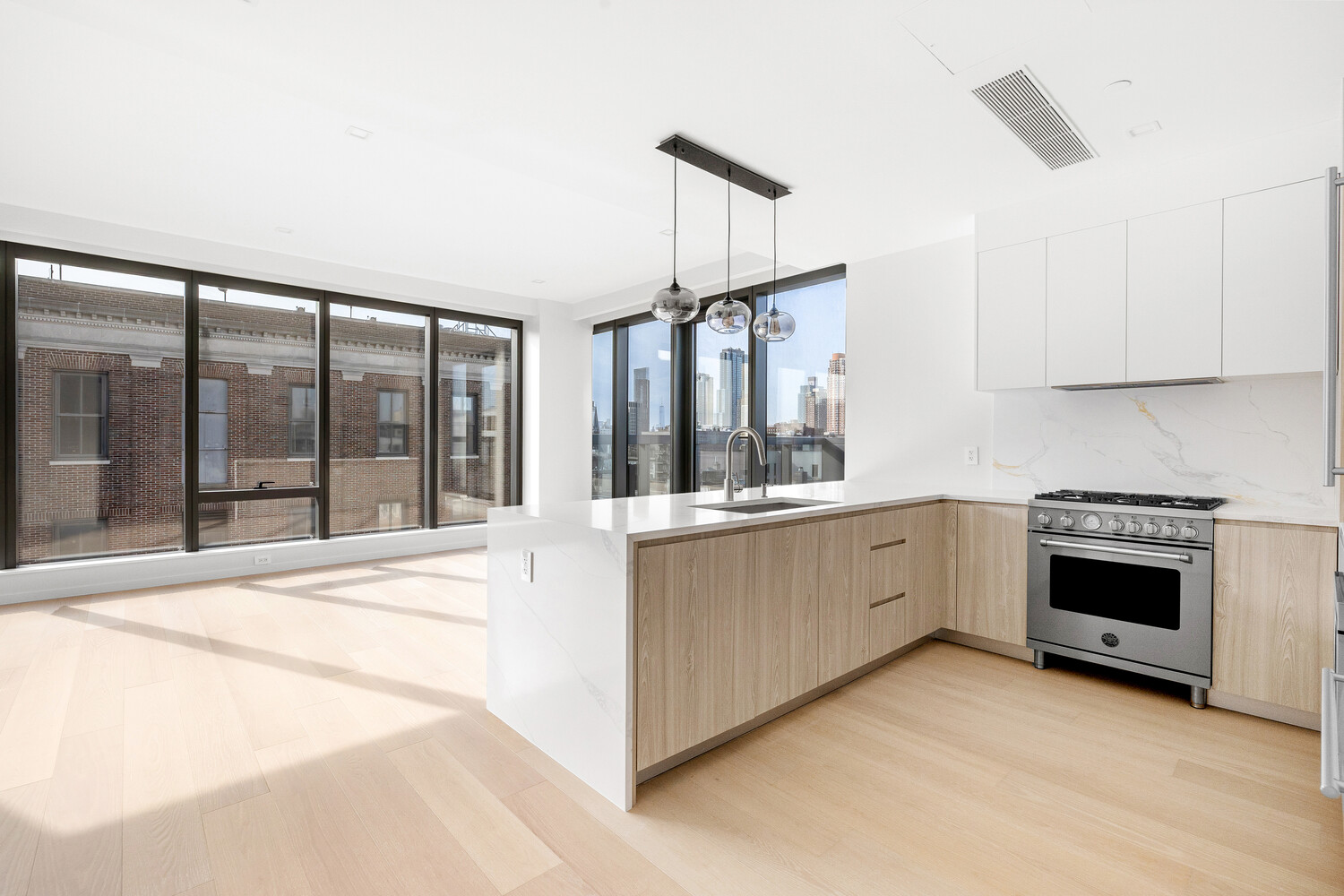 #5 photo, 11-36 45TH Road, Long Island City , NY 11101