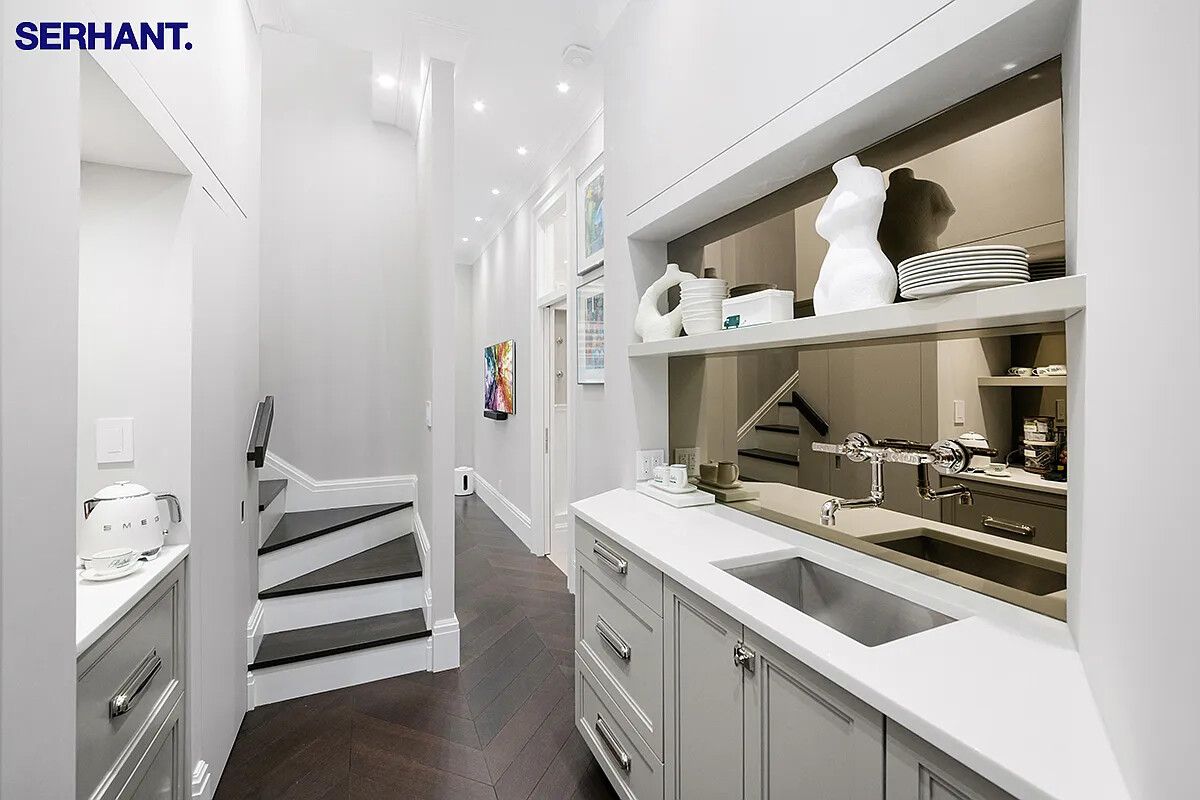 #16 photo, 140 W 69TH Street, マンハッタン Lincoln Square , NY 10023