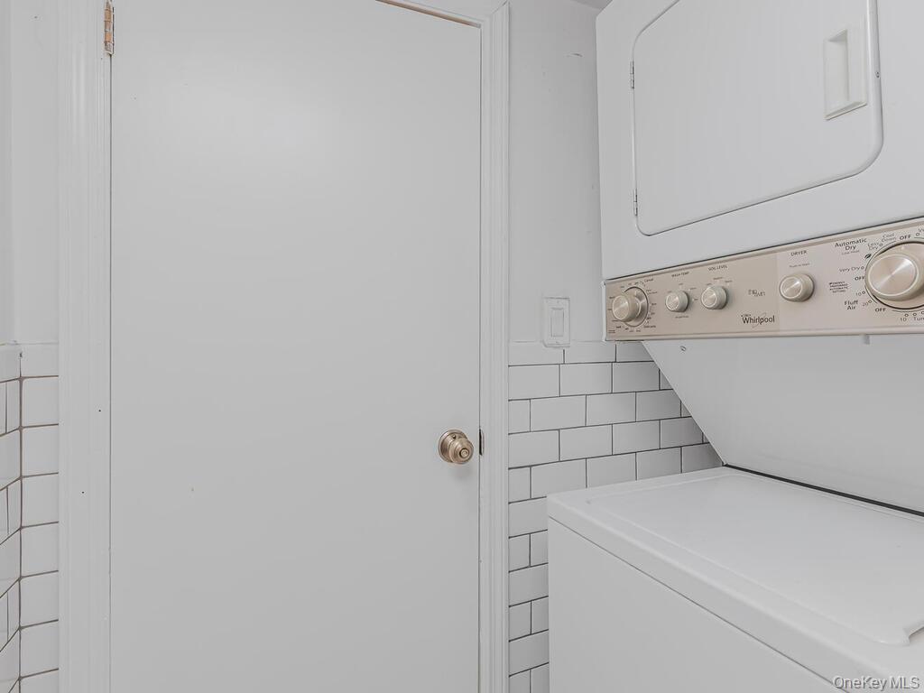 #11 photo, 305 E 108th Street, New York (Manhattan) , NY 10029