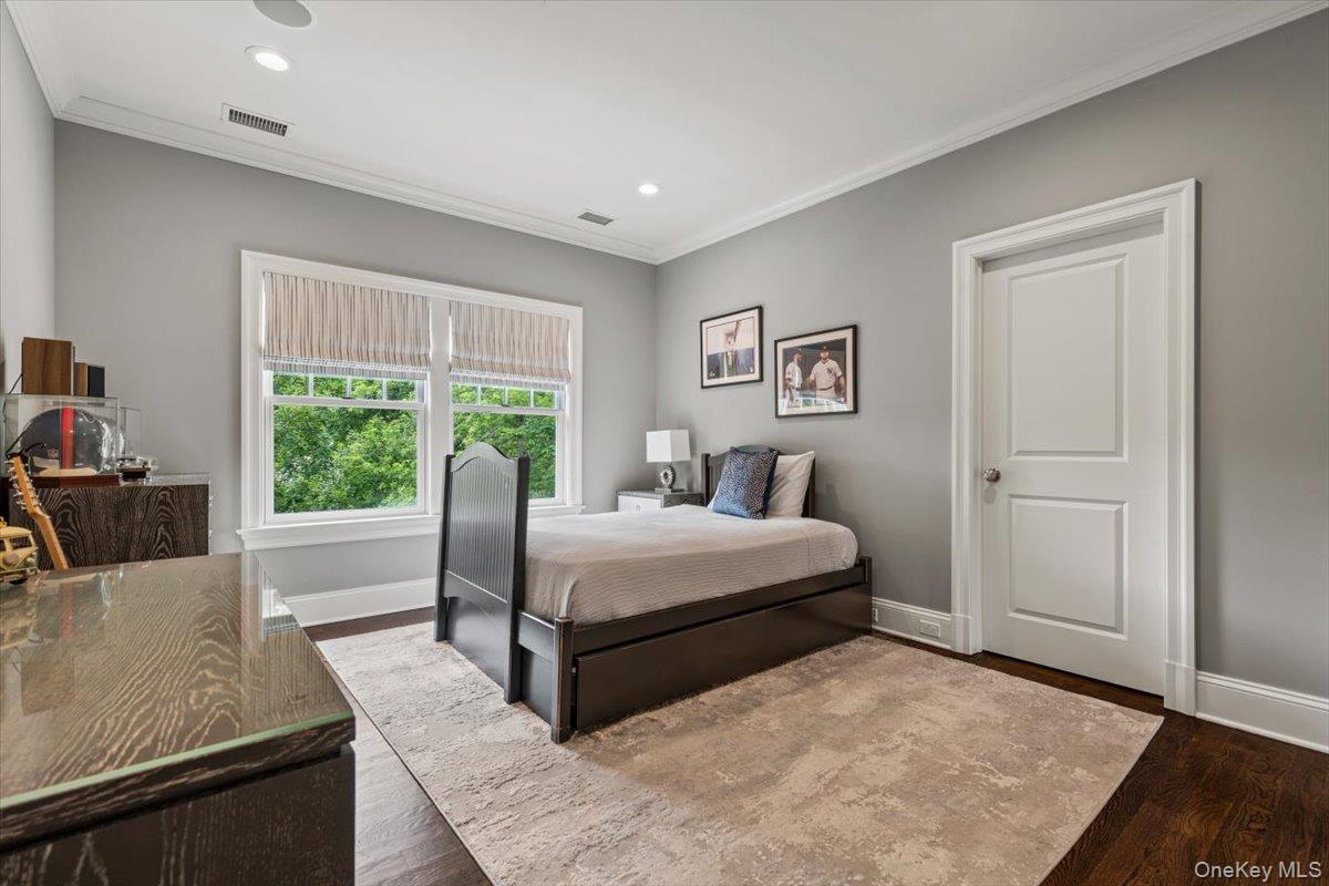 #15 photo, 81 Wappanocca Avenue, Rye , NY 10580