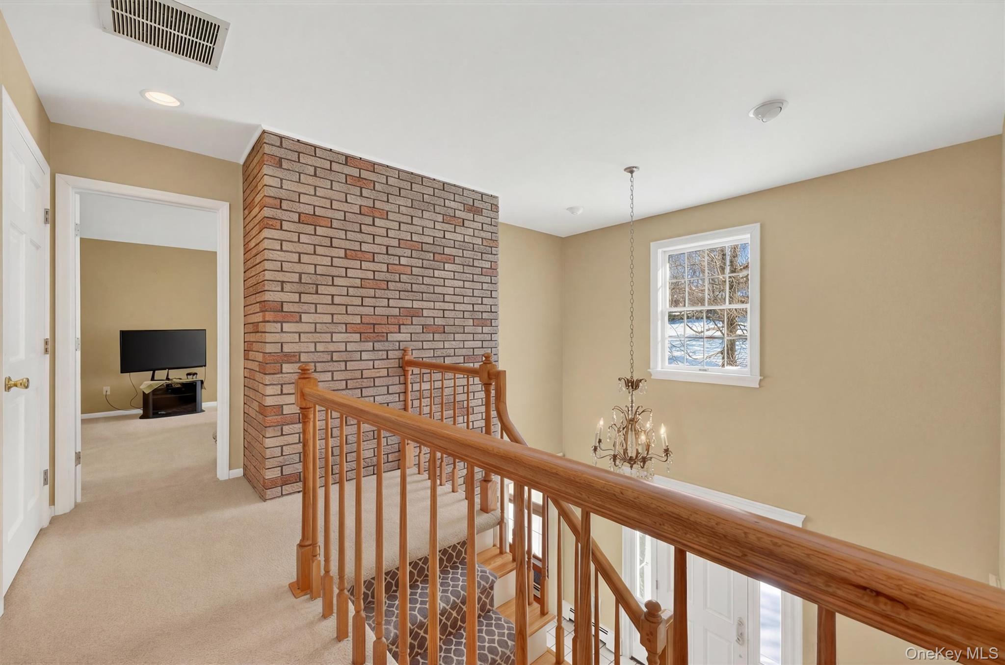 #18 photo, 12 Berghoff Drive, Fishkill , NY 12524