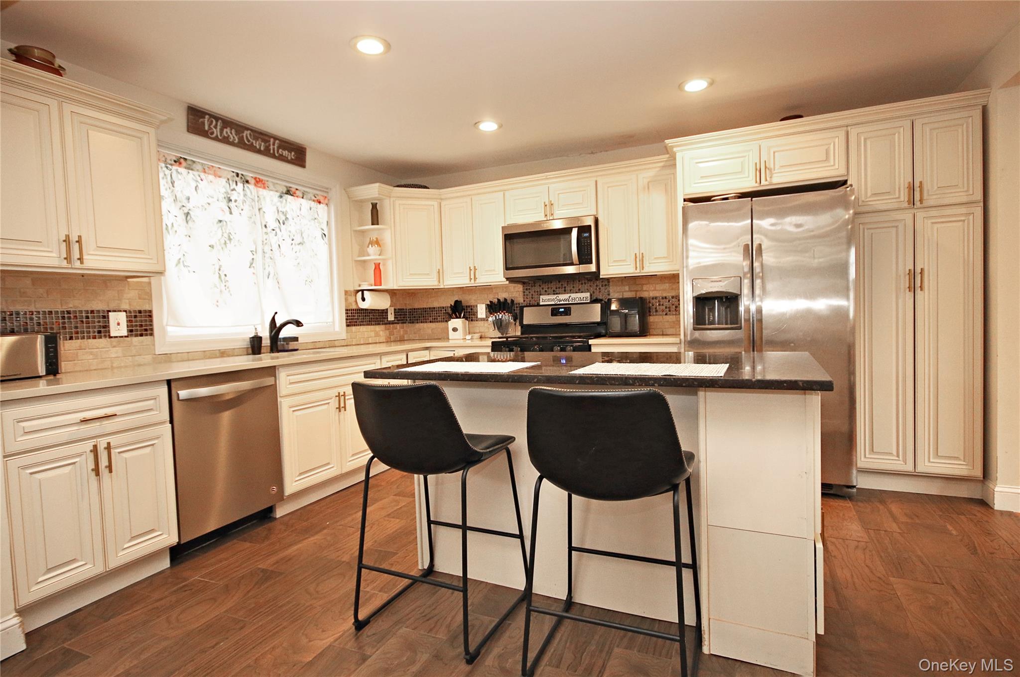 #14 photo, 2 Vita Drive, Central Islip , NY 11722