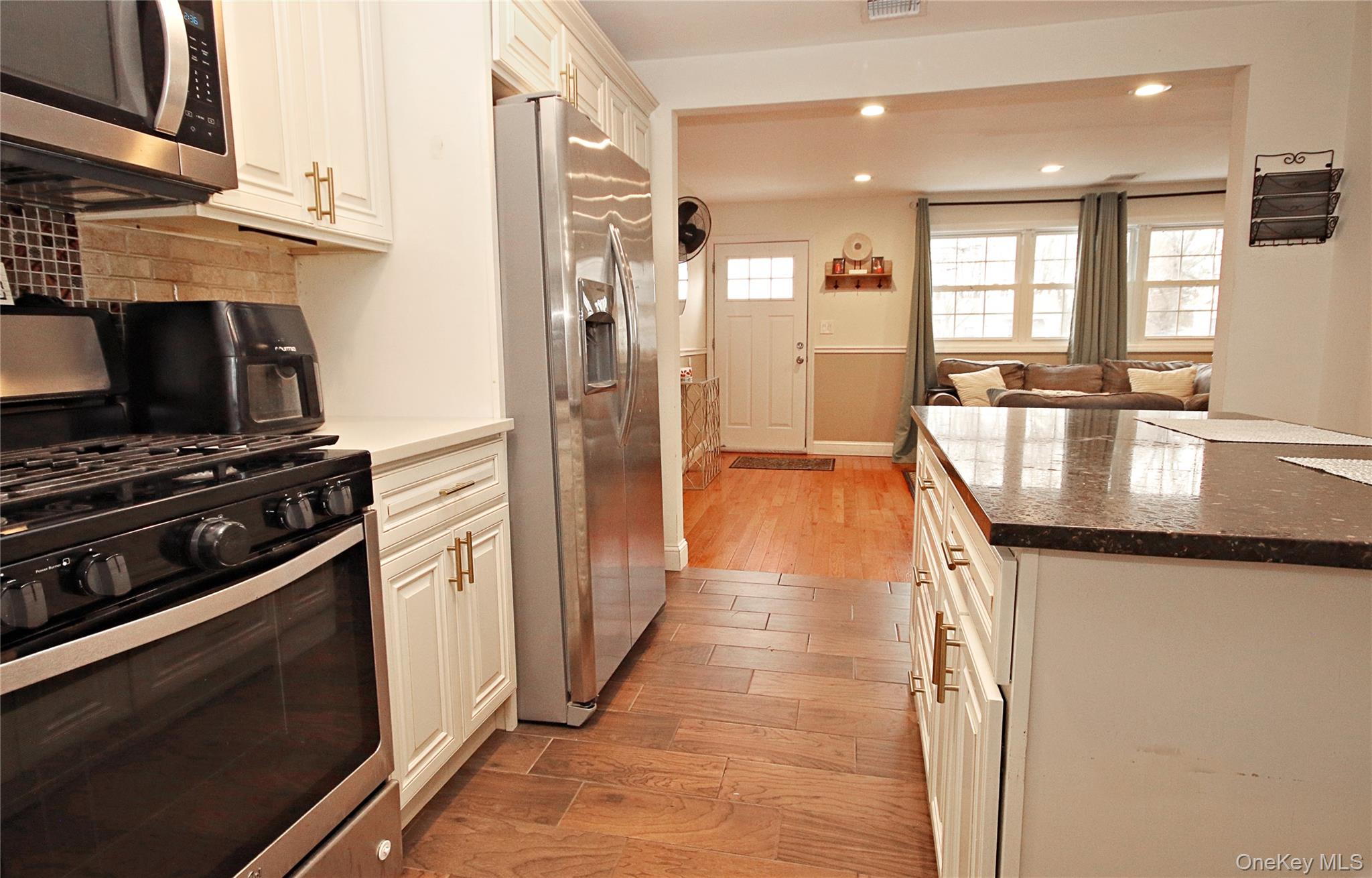 #17 photo, 2 Vita Drive, Central Islip , NY 11722