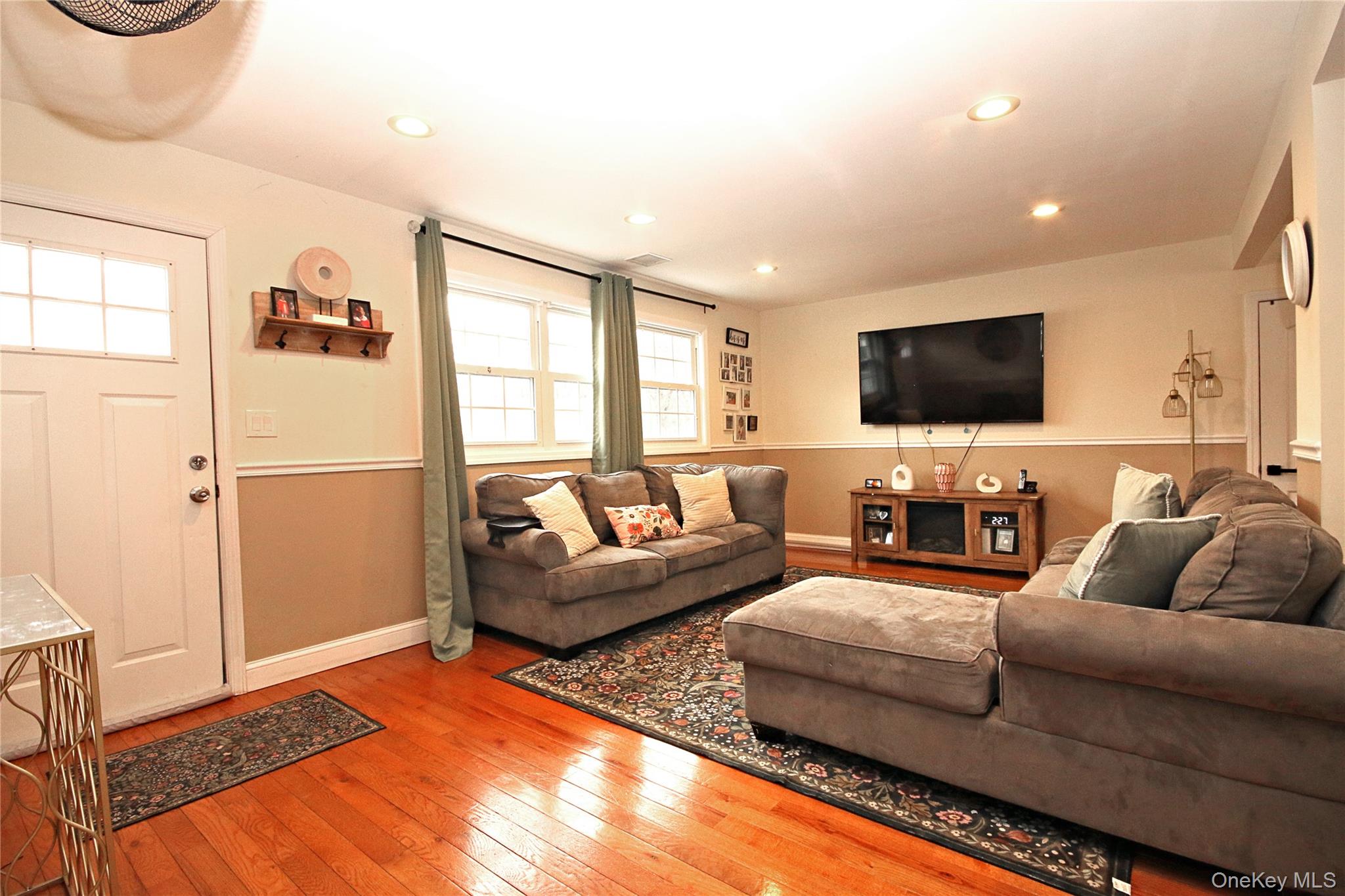 #3 photo, 2 Vita Drive, Central Islip , NY 11722