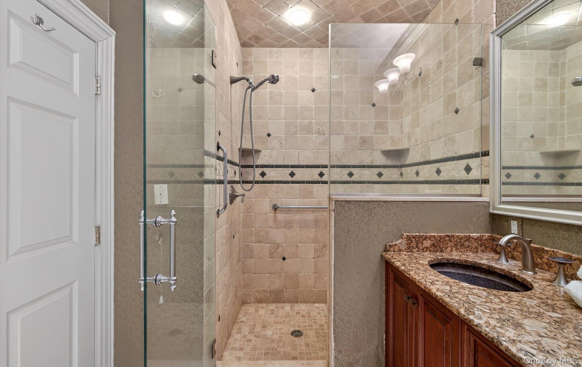 #18 photo, 14 Miro Place, Port Washington , NY 11050