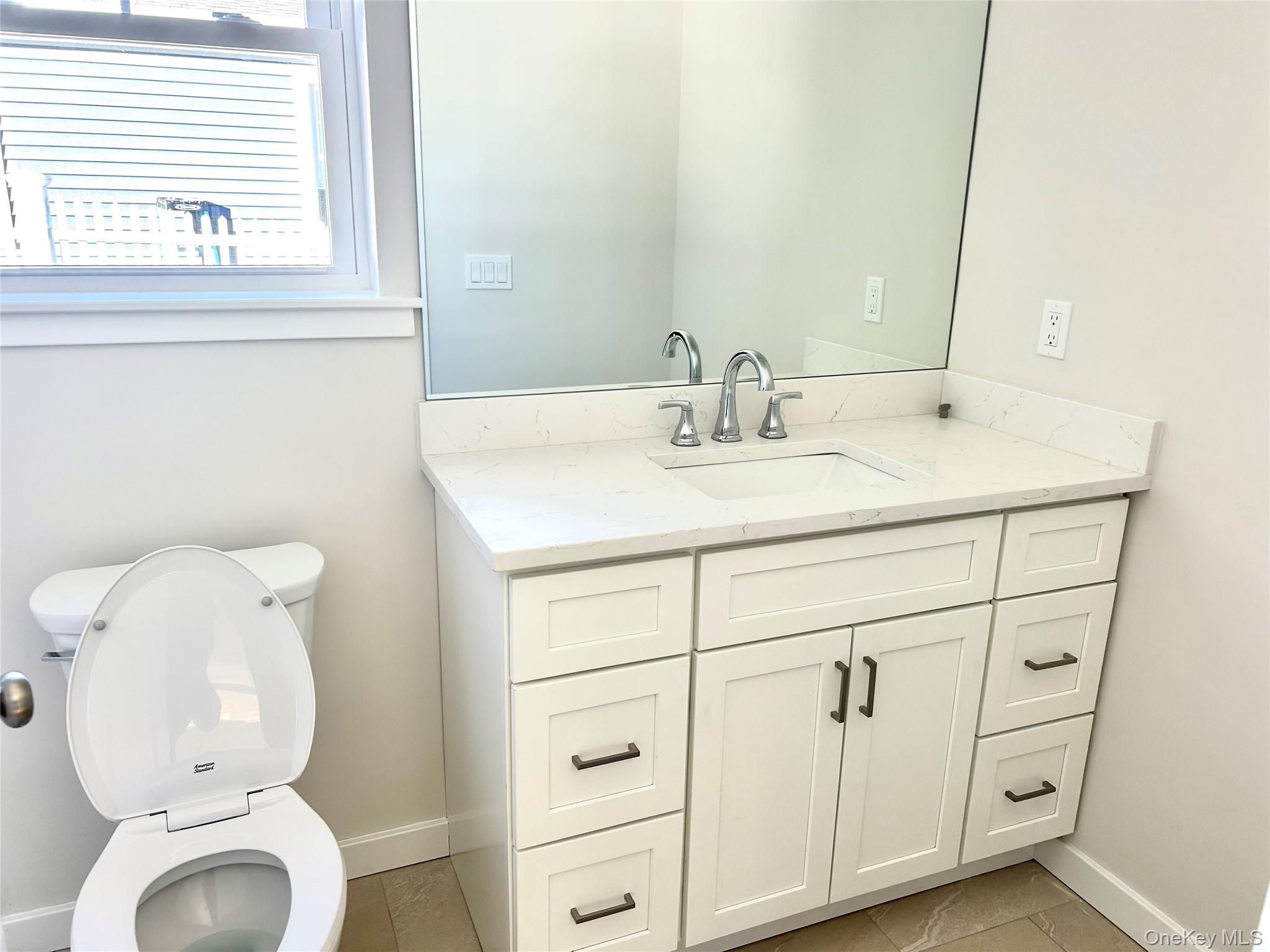 #6 photo, 20 10th, Ronkonkoma , NY 11790