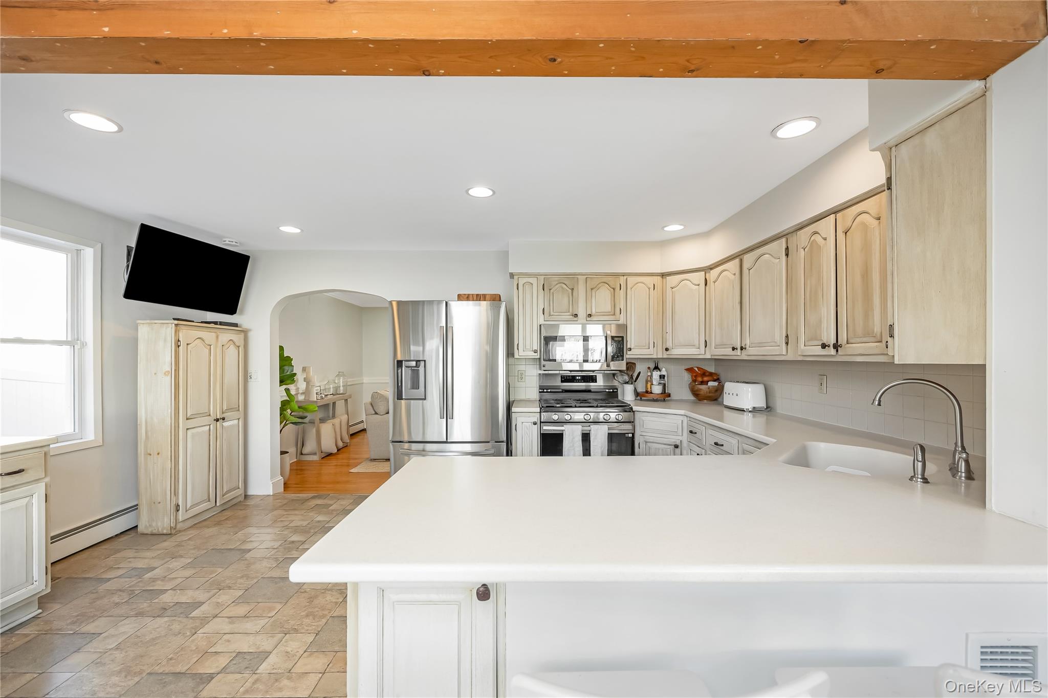 #8 photo, 36 Wingam Drive, Islip , NY 11751