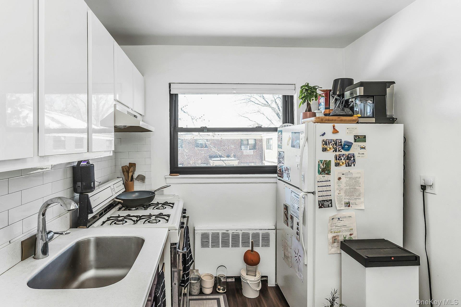 #6 photo, 219-57 74 Avenue, Bayside , NY 11364