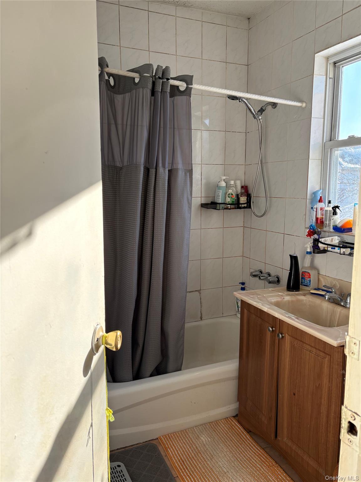 #11 photo, 90-40 54th Avenue, Elmhurst , NY 11373