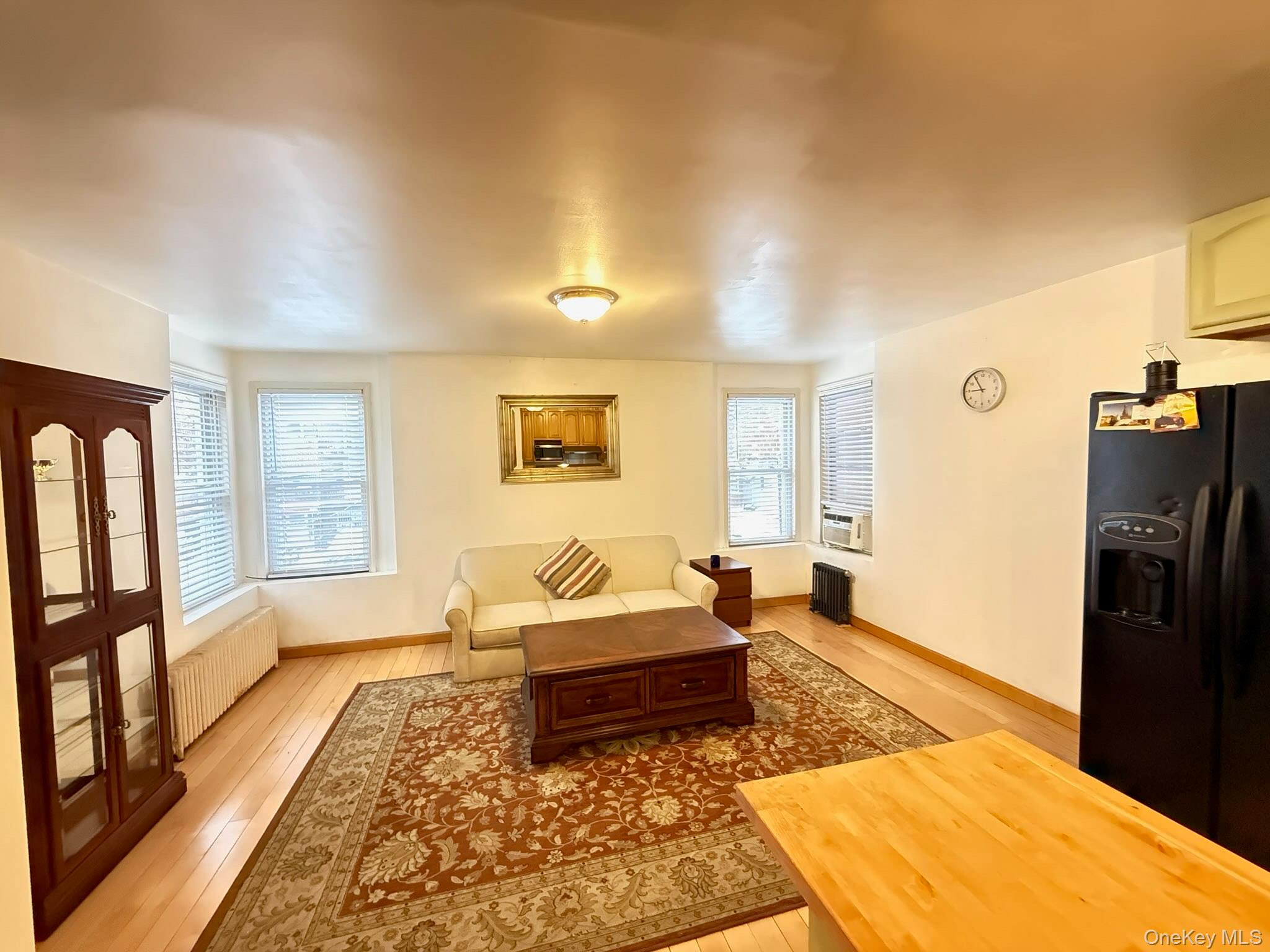 #5 photo, 90-40 54th Avenue, Elmhurst , NY 11373