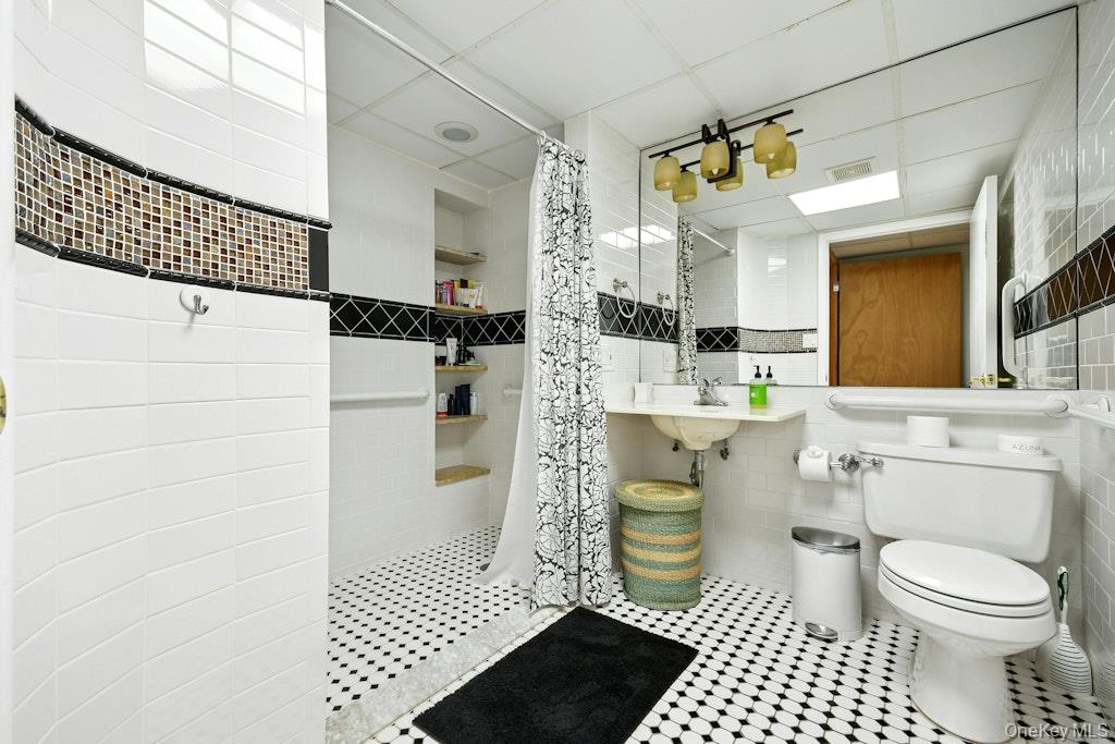 #14 photo, 40 Idle Day Drive, Centerport , NY 11721