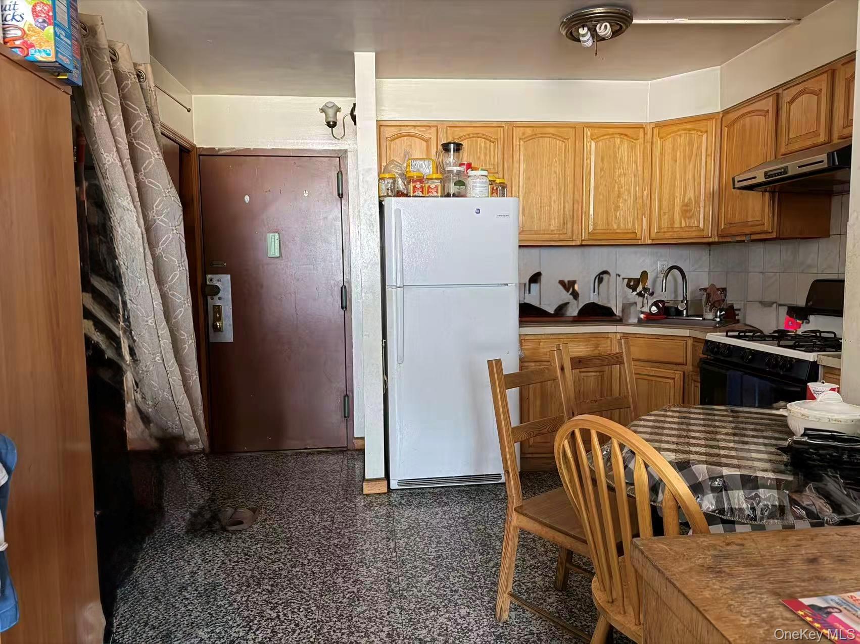 #4 photo, 45-08 80th Street, Elmhurst , NY 11373