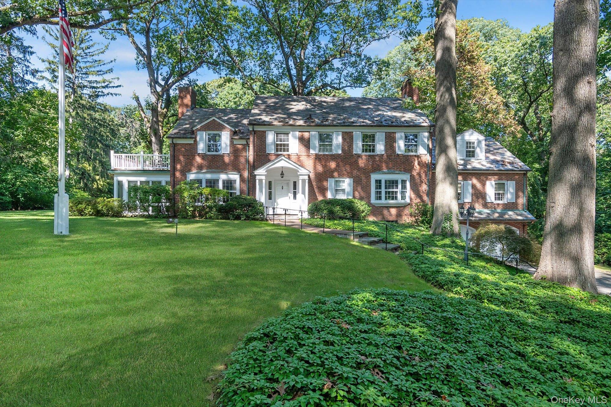 #1 photo, 3 Barkers Point Road, Port Washington , NY 11050