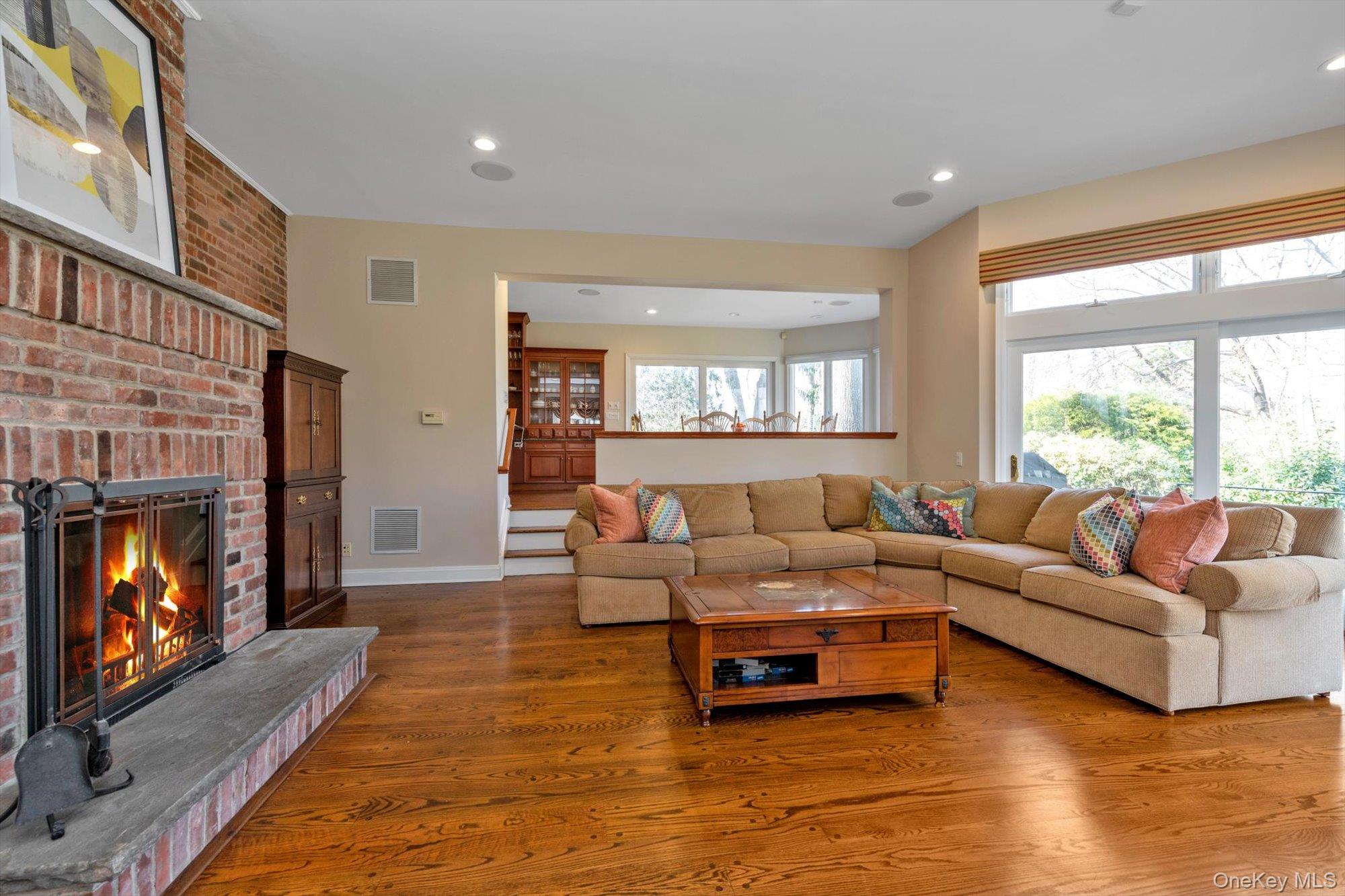 #18 photo, 3 Barkers Point Road, Port Washington , NY 11050