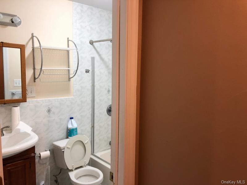 #4 photo, 87-30 Commonwealth Boulevard, Bellerose , NY 11426