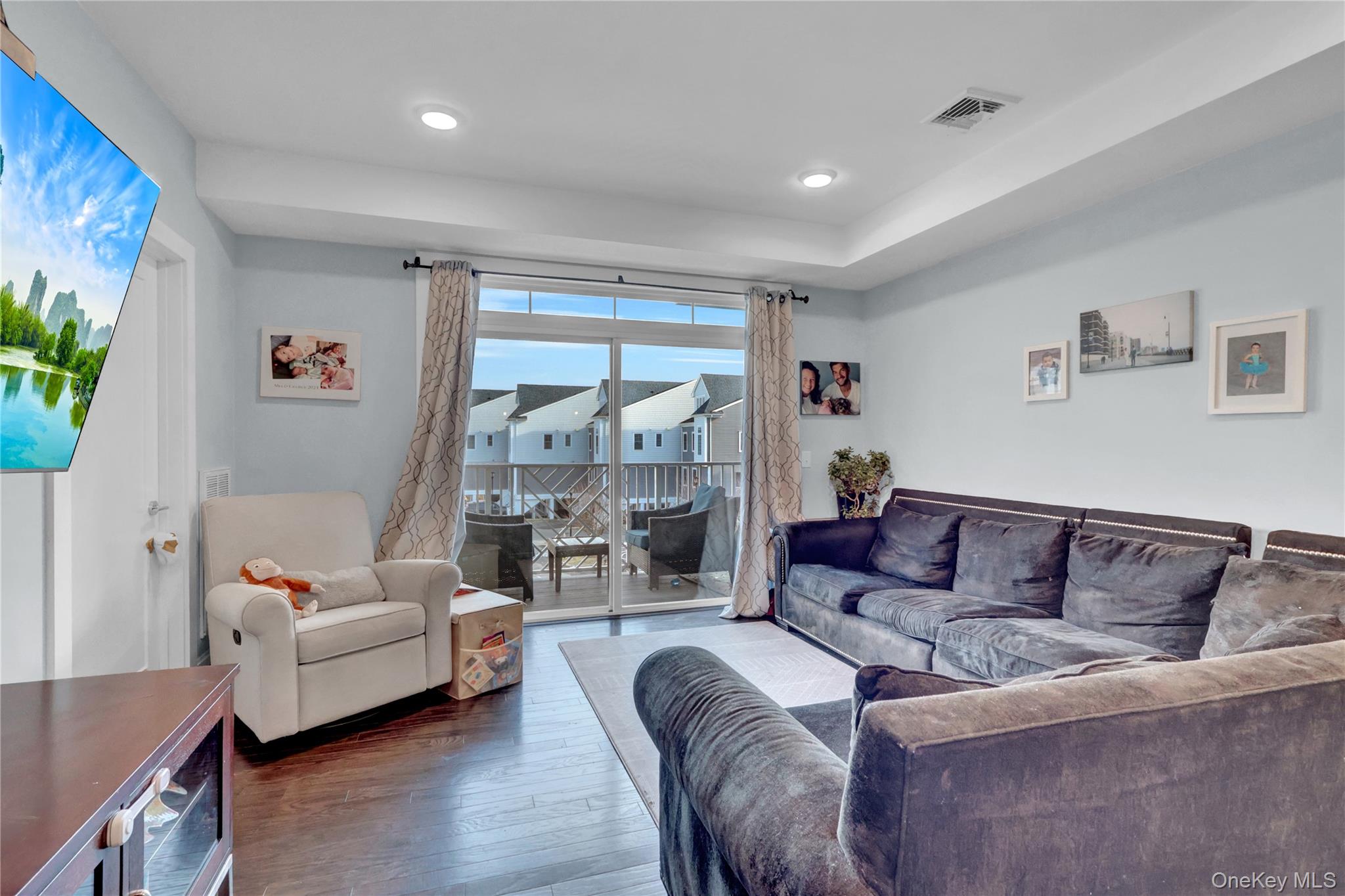 #4 photo, 622 Marina Pointe Drive, East Rockaway , NY 11518