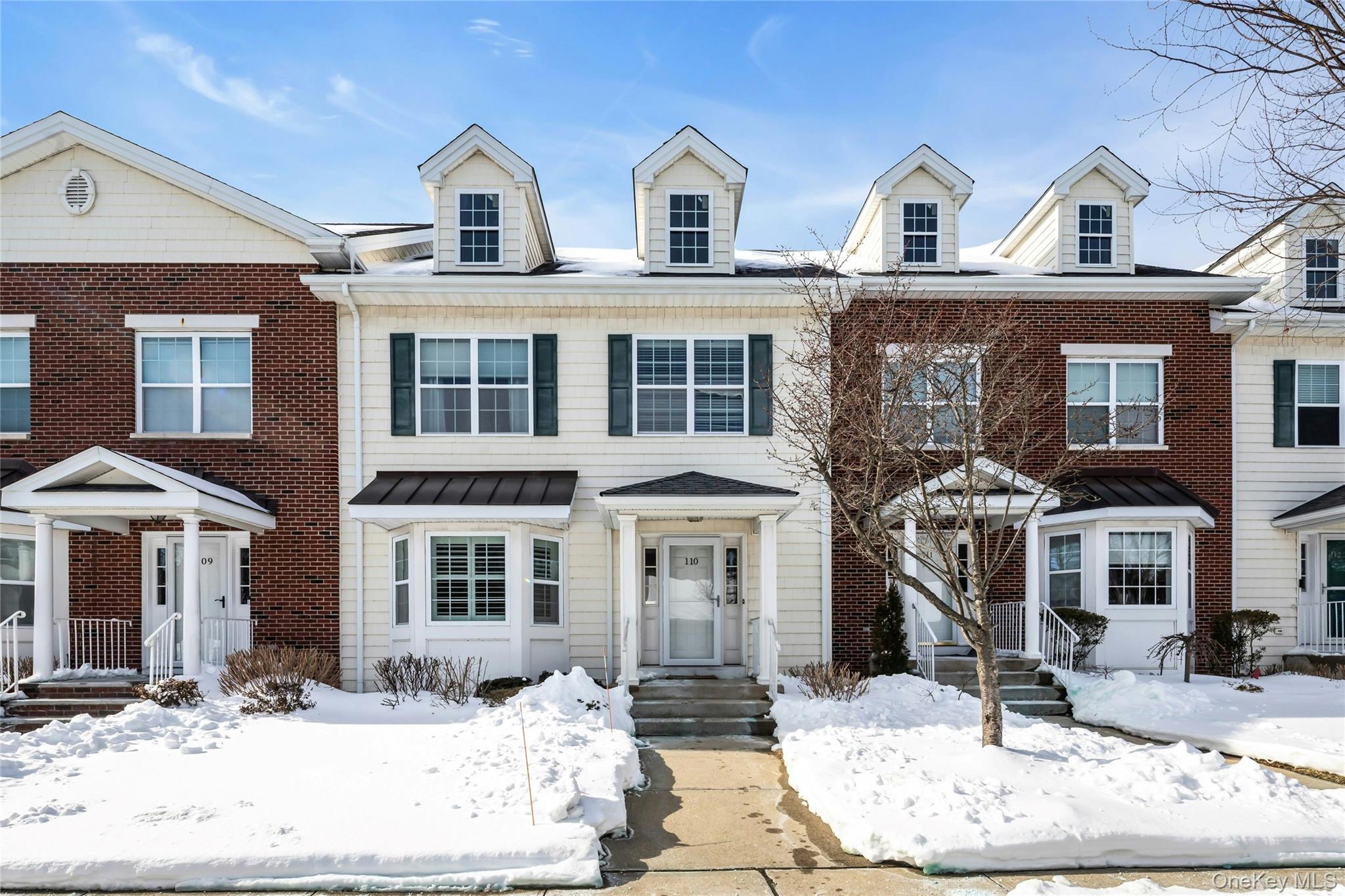 #1 photo, 110 Brattle Circle, Melville , NY 11747