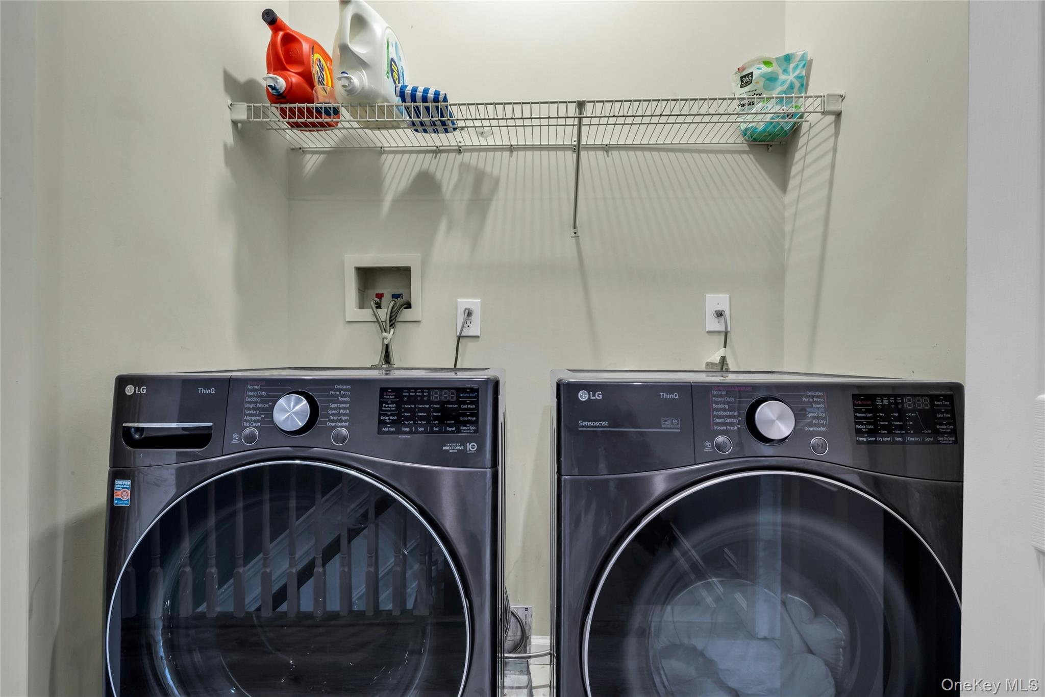 #17 photo, 110 Brattle Circle, Melville , NY 11747