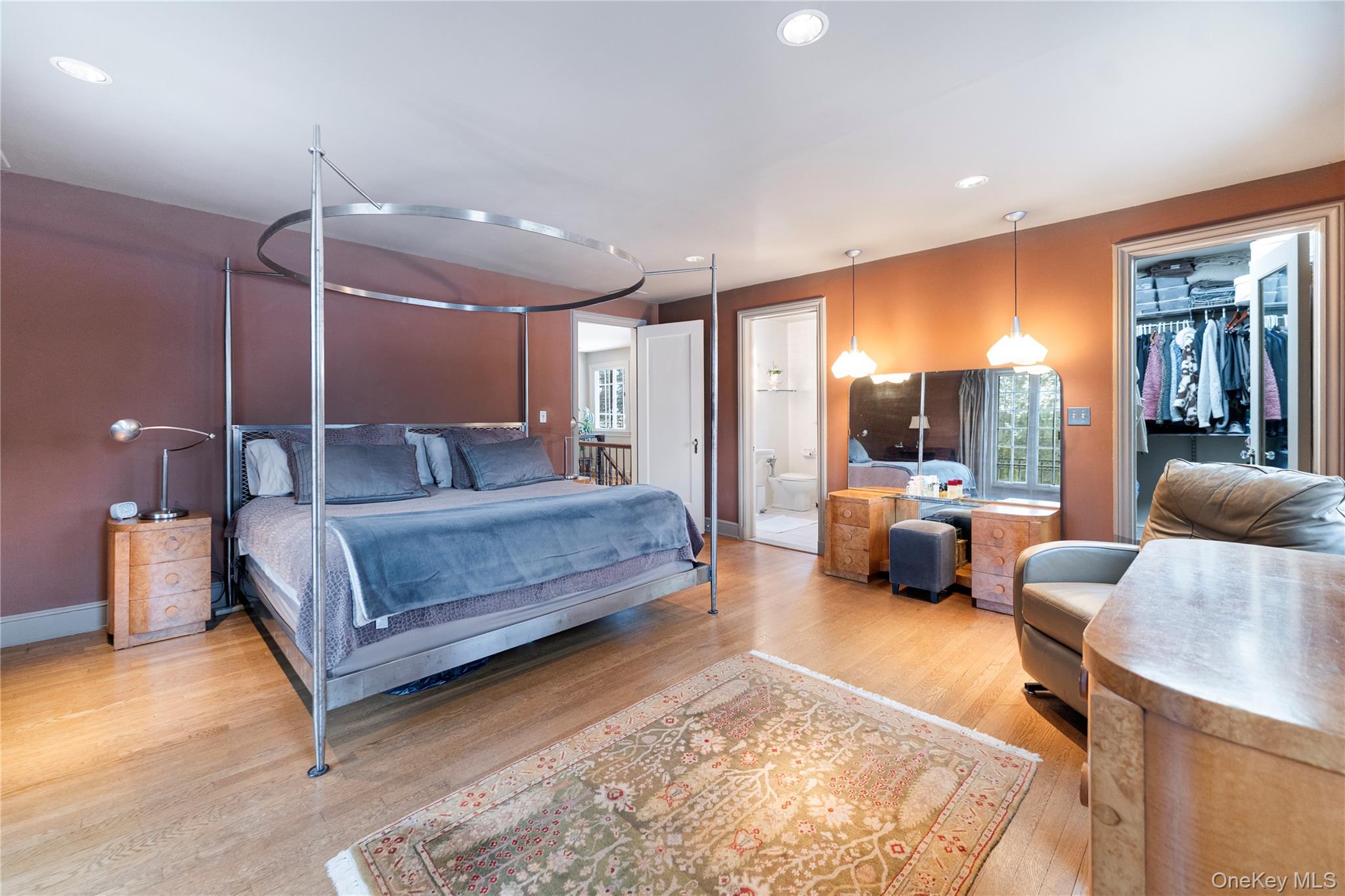 #9 photo, 6 White Plains Road, הברונקס Bronxville , NY 10708