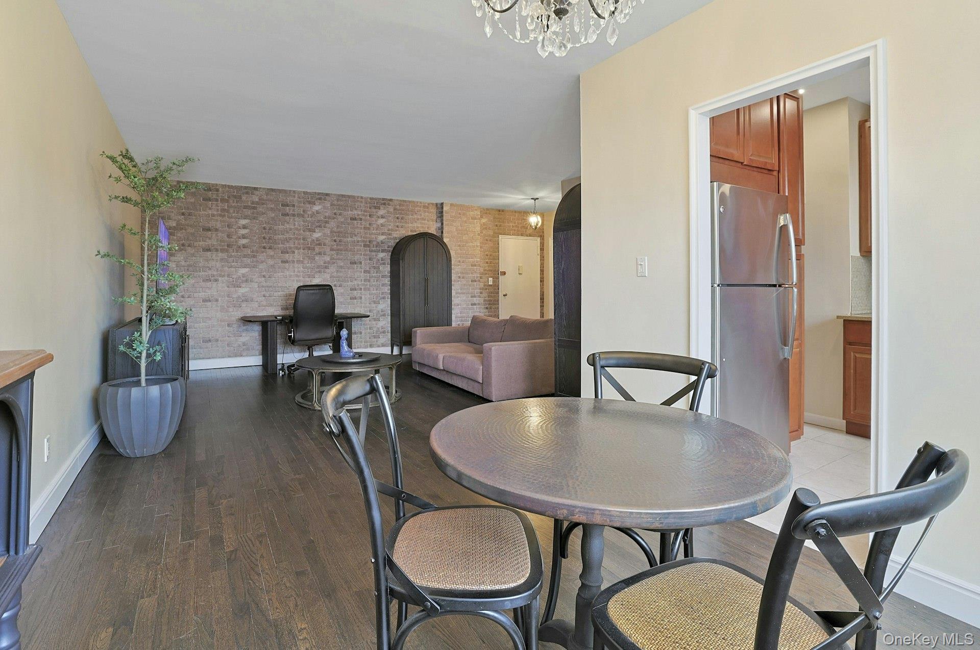 #13 photo, 1255 North Avenue, New Rochelle , NY 10804