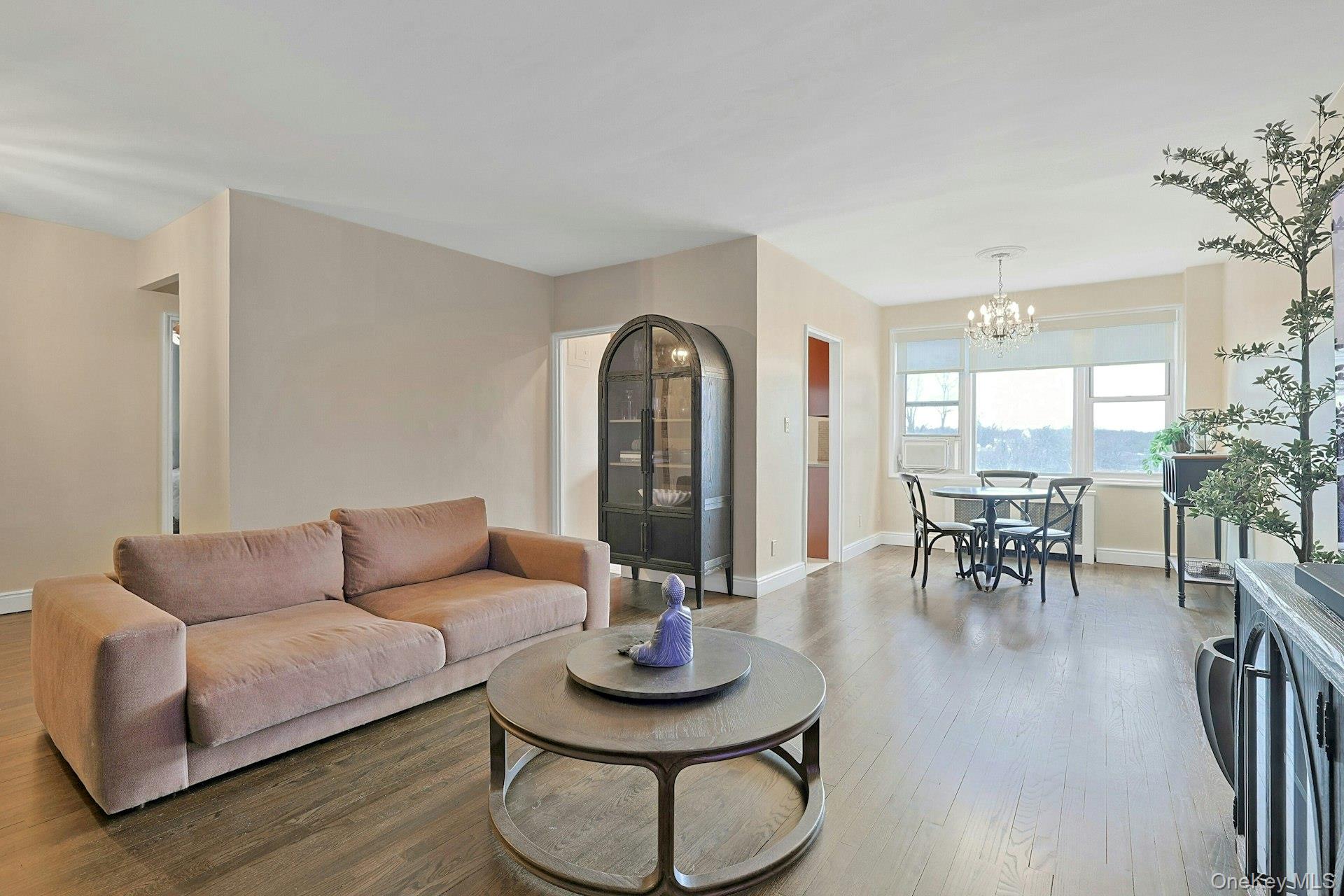 #4 photo, 1255 North Avenue, New Rochelle , NY 10804