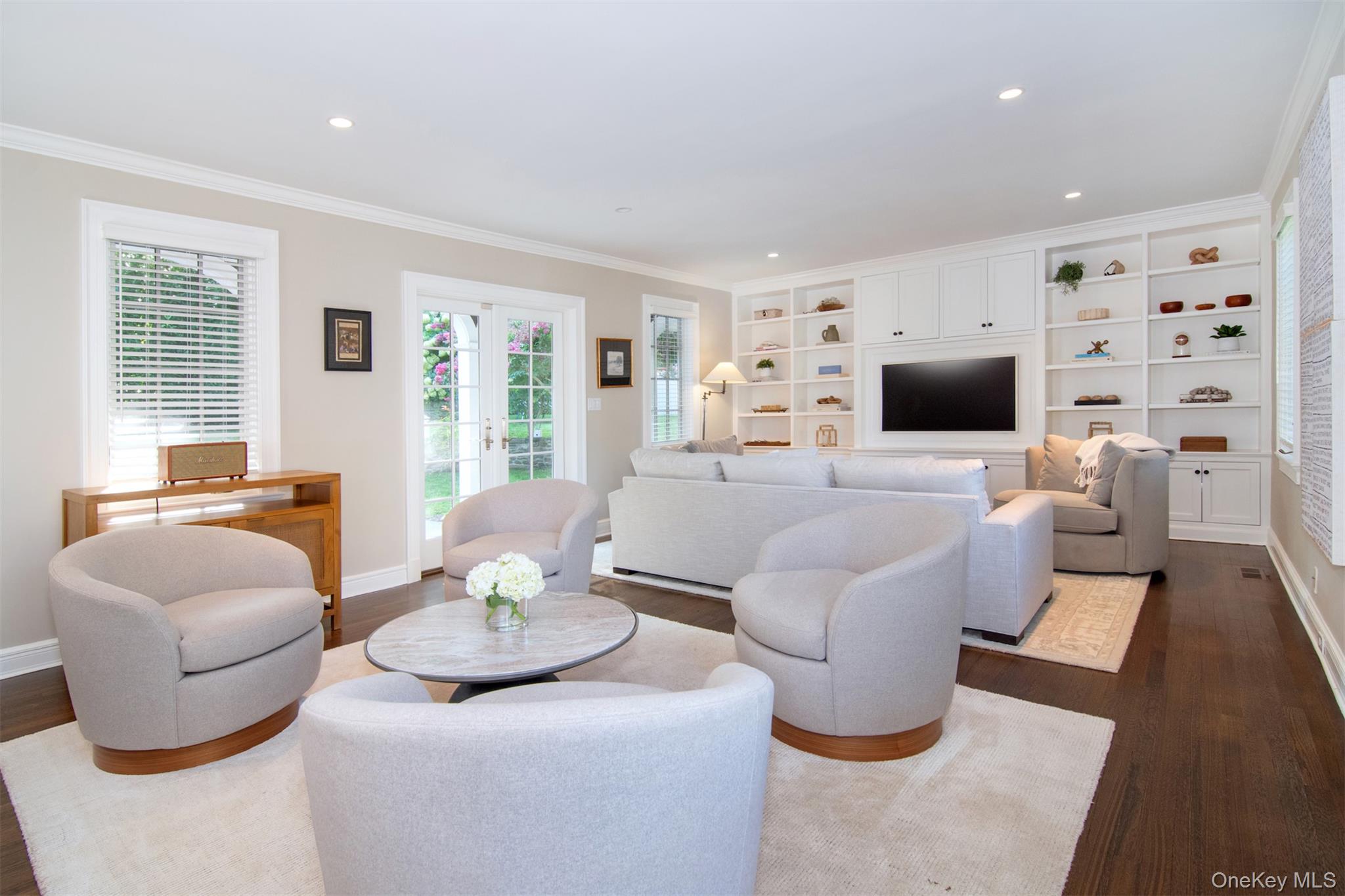 #11 photo, 42 Summit Avenue, Bronxville , NY 10708