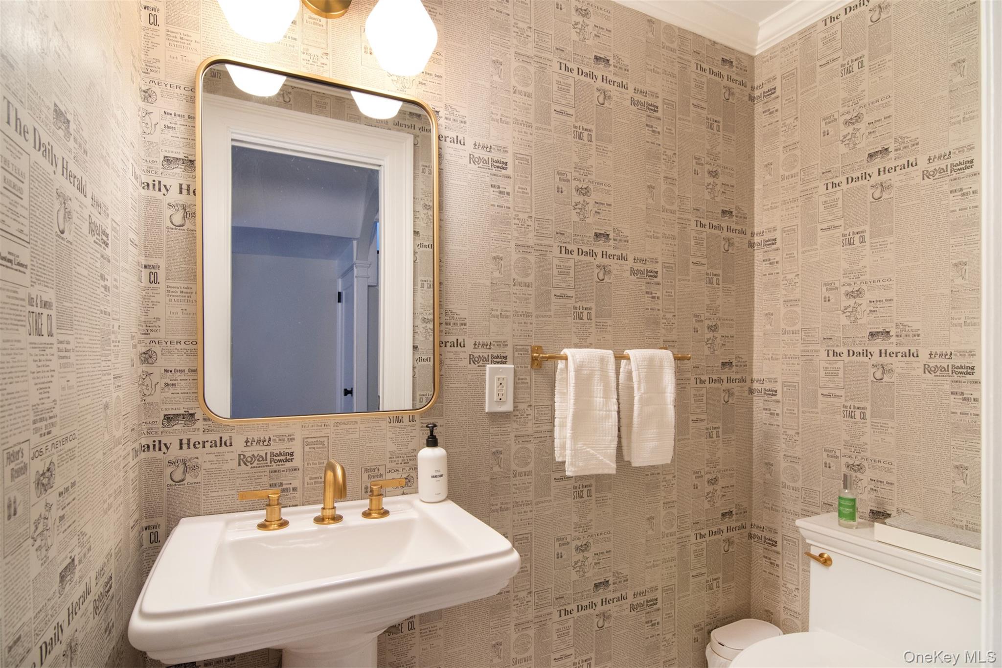 #14 photo, 42 Summit Avenue, Bronxville , NY 10708