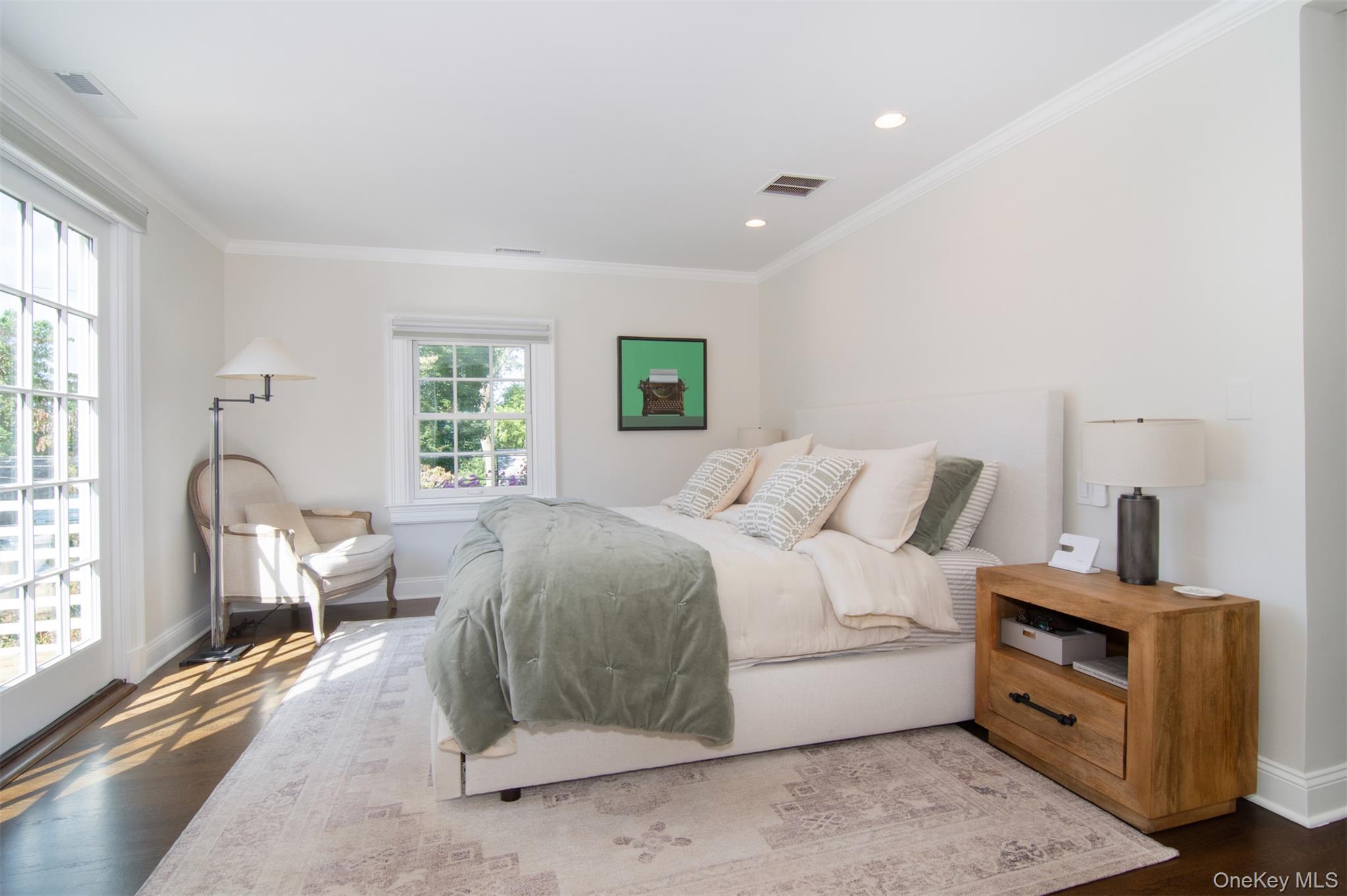 #16 photo, 42 Summit Avenue, Bronxville , NY 10708