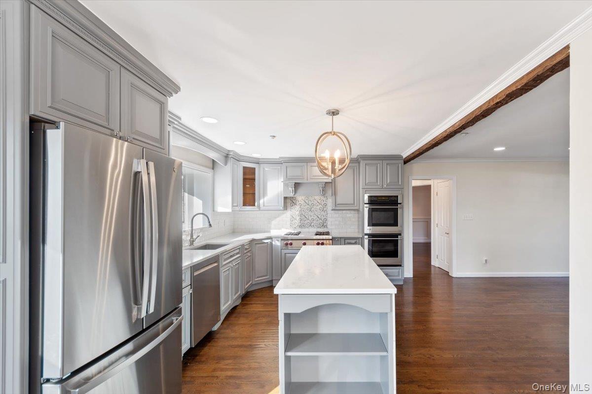 #6 photo, 107 Lincoln Avenue, West Harrison , NY 10604