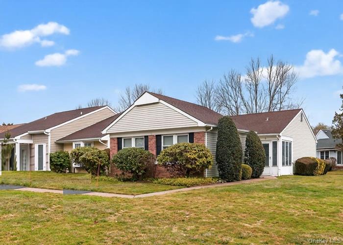 #1 photo, 19 Hearthside Drive, Mount Sinai , NY 11766