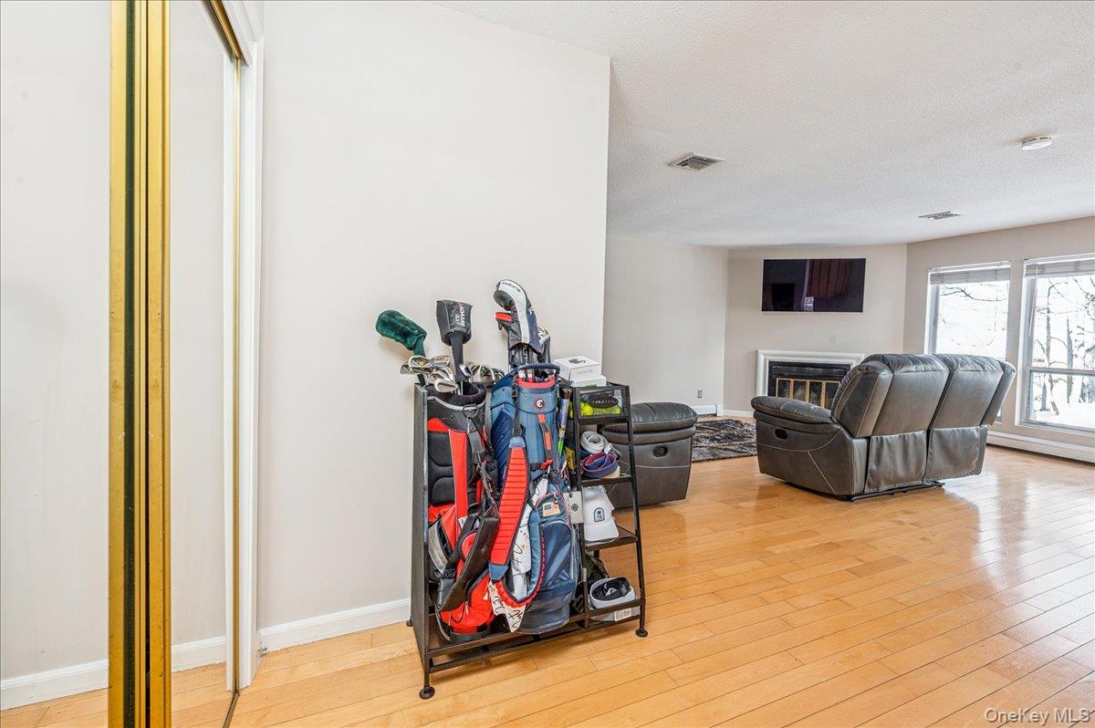 #11 photo, 58 Villa Drive, Peekskill , NY 10566