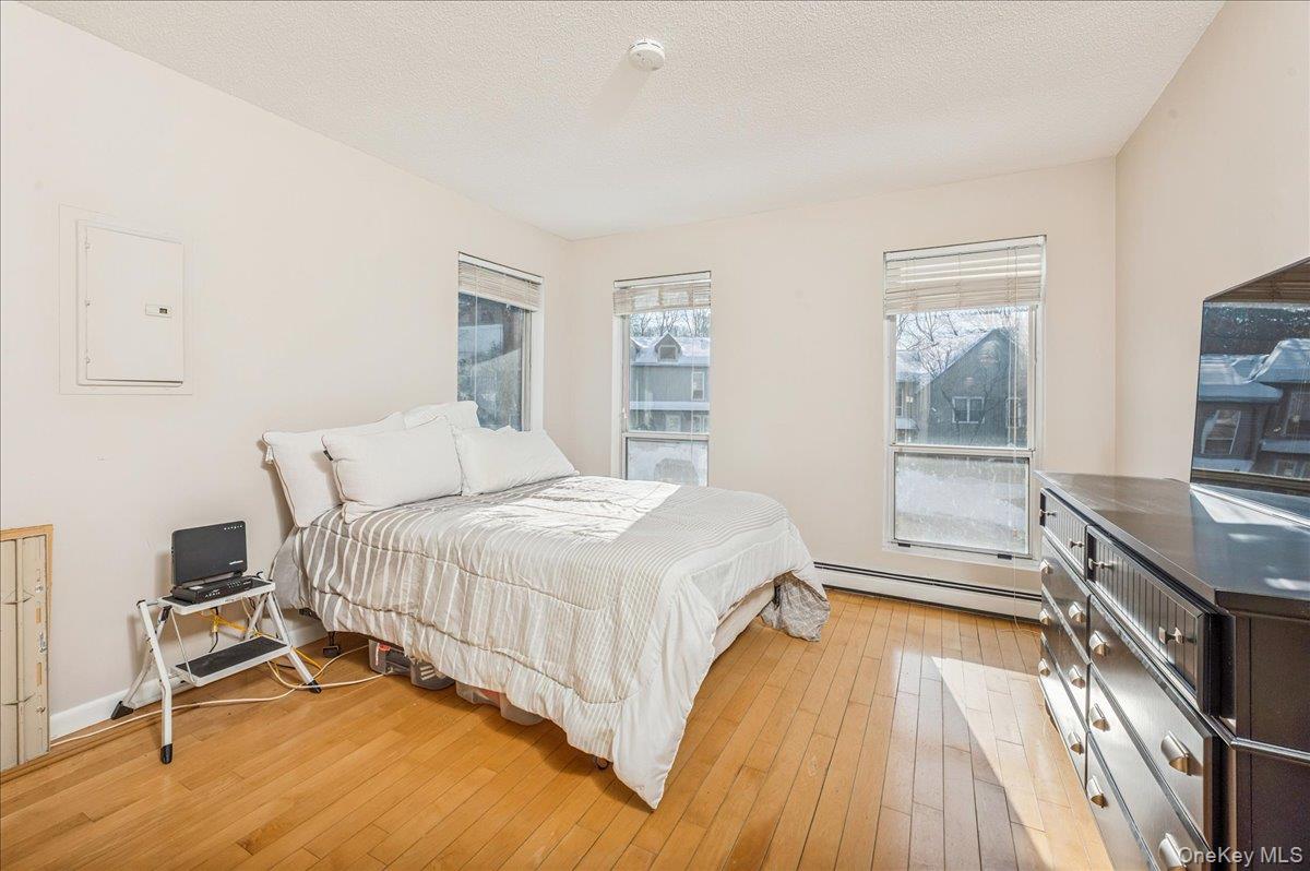 #12 photo, 58 Villa Drive, Peekskill , NY 10566