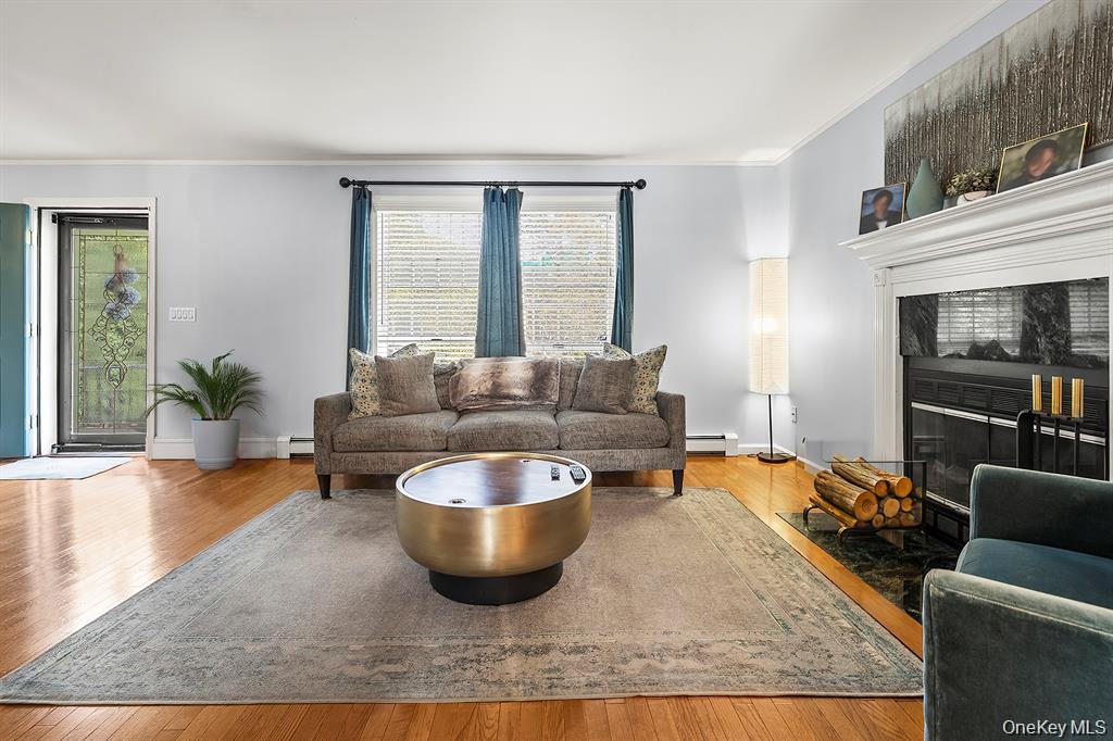 #10 photo, 16 Stoneham Place, White Plains , NY 10607