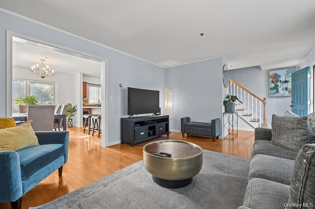 #9 photo, 16 Stoneham Place, White Plains , NY 10607