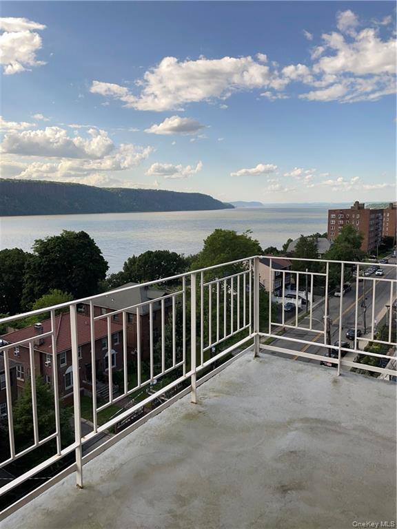 #3 photo, 632 Warburton Ave., Yonkers , NY 10701