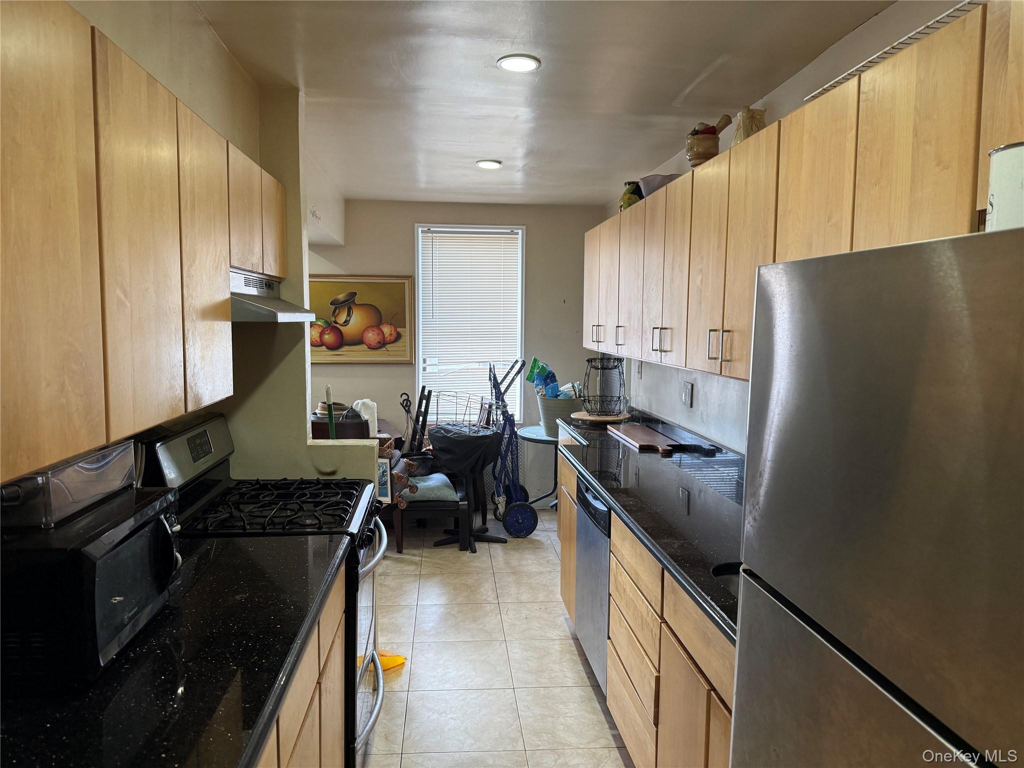 #5 photo, 632 Warburton Ave., Yonkers , NY 10701