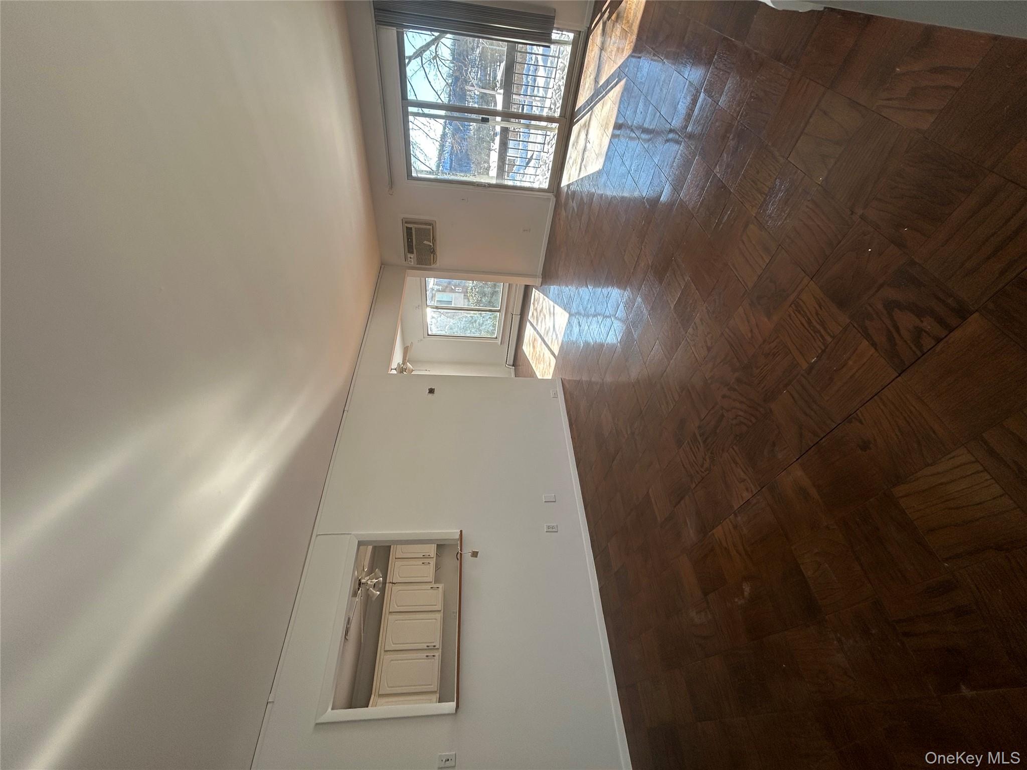 #10 photo, 73 Country Club Lane, Pomona , NY 10970